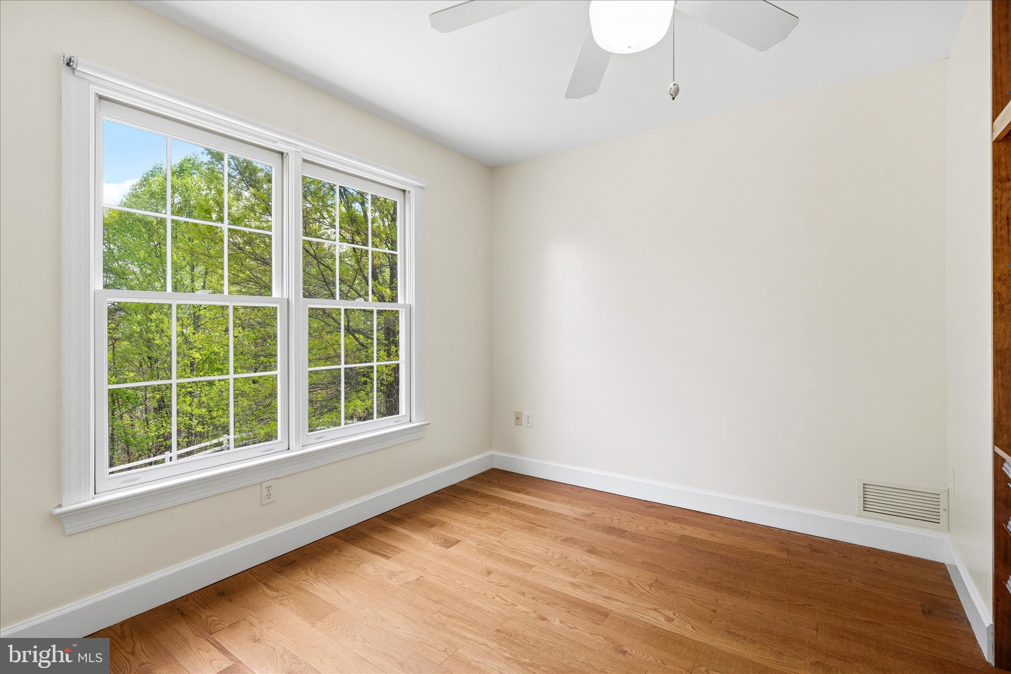 HOLBROOK HEIGHTS - Residential