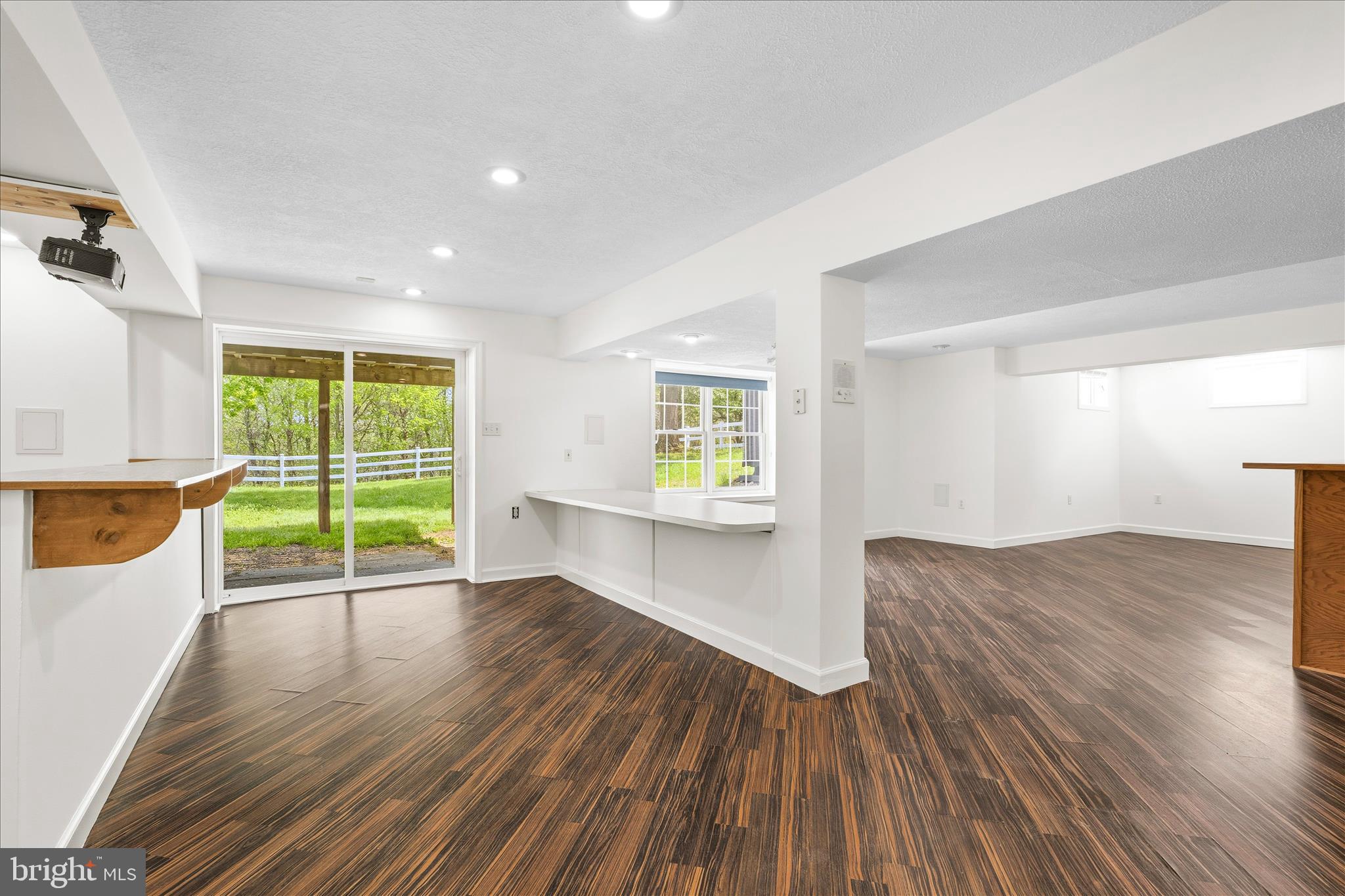 HOLBROOK HEIGHTS - Residential