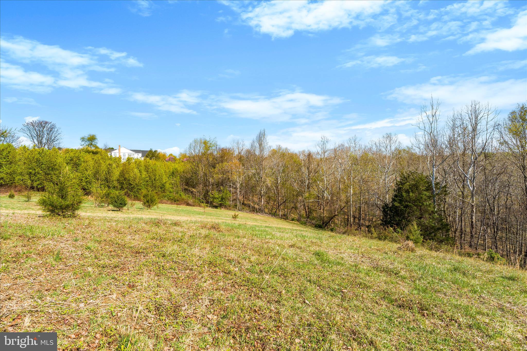 HOLBROOK HEIGHTS - Residential