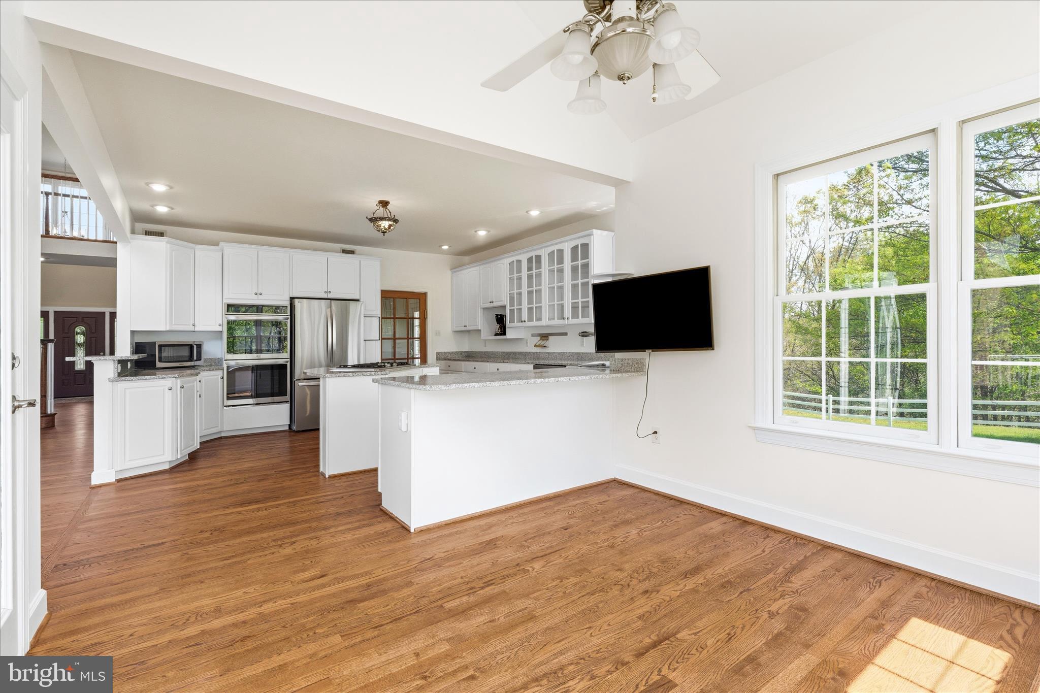 HOLBROOK HEIGHTS - Residential