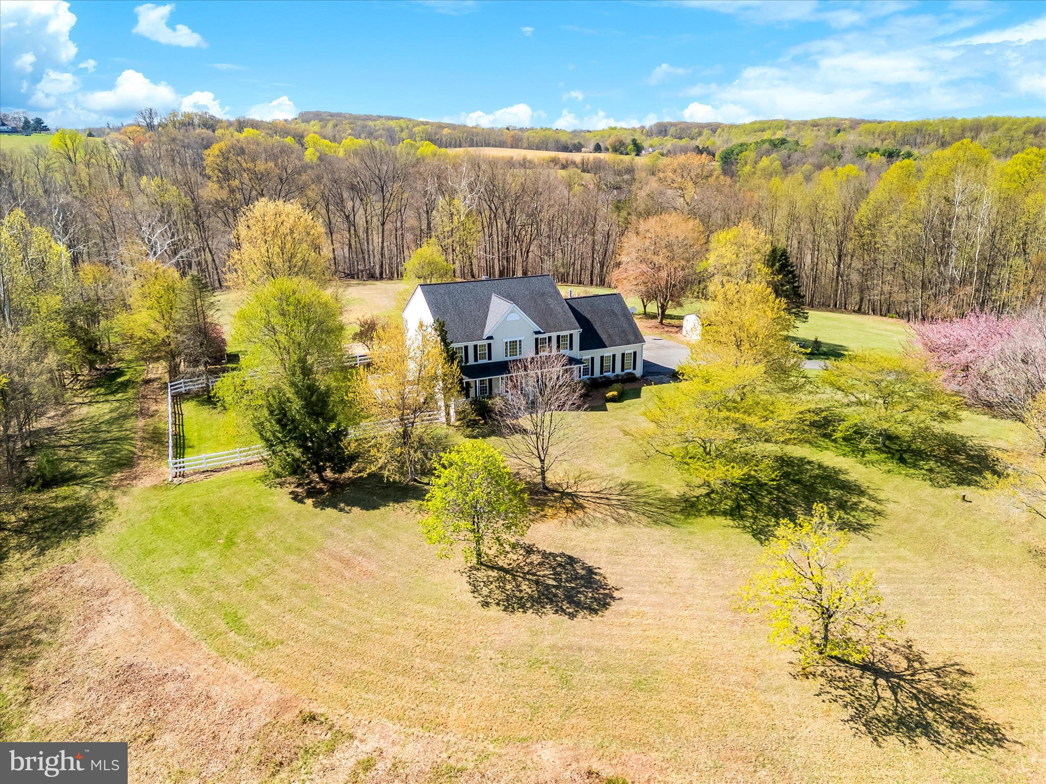 HOLBROOK HEIGHTS - Residential