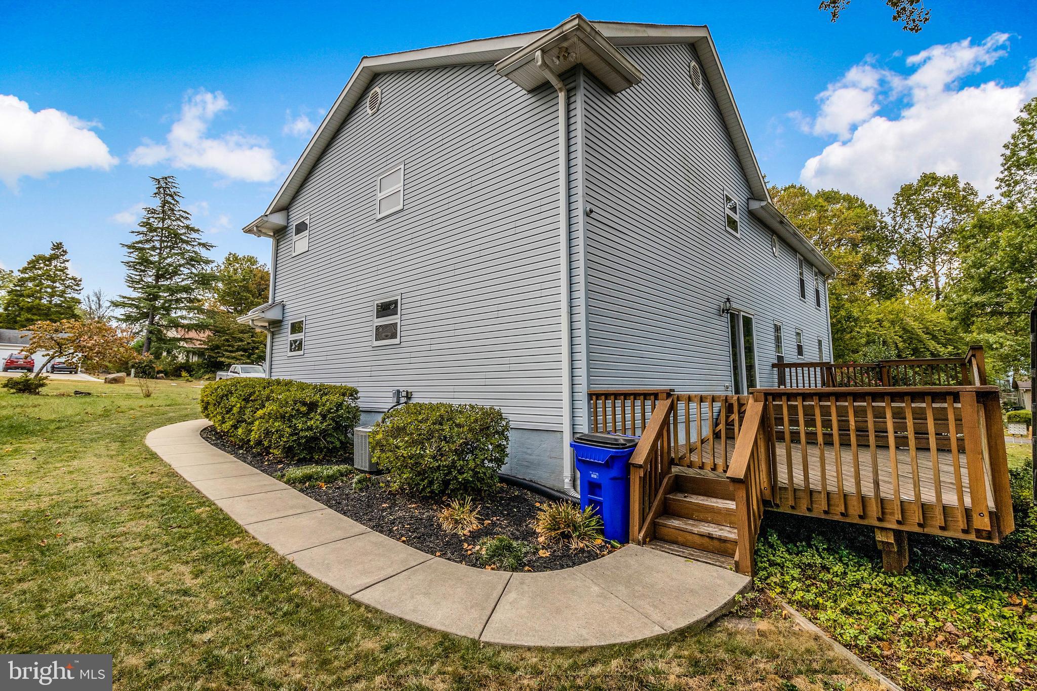 KINGS CONTRIVANCE - Residential