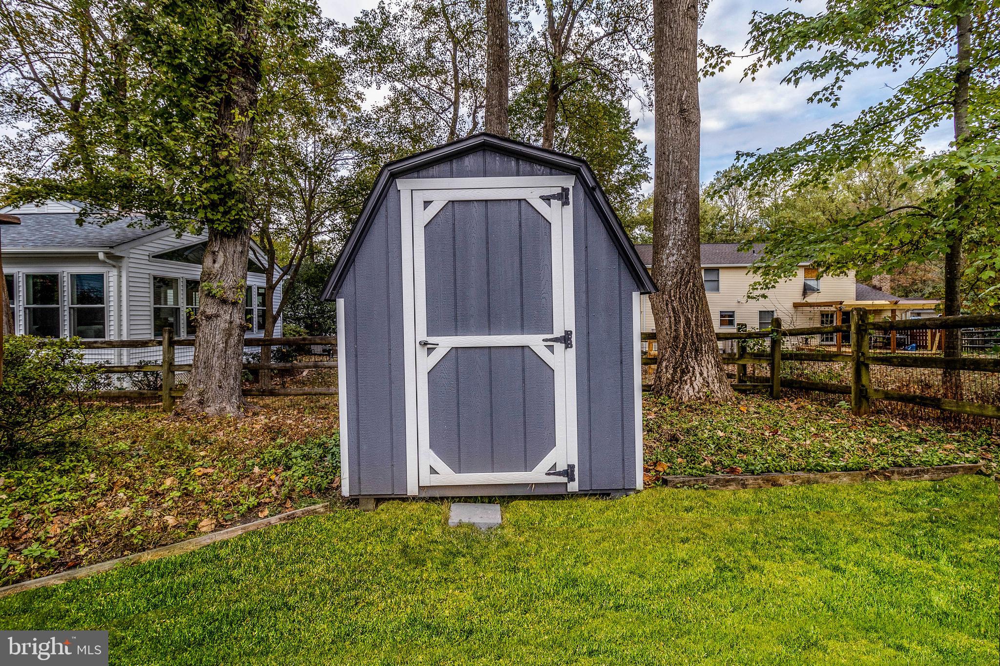 KINGS CONTRIVANCE - Residential