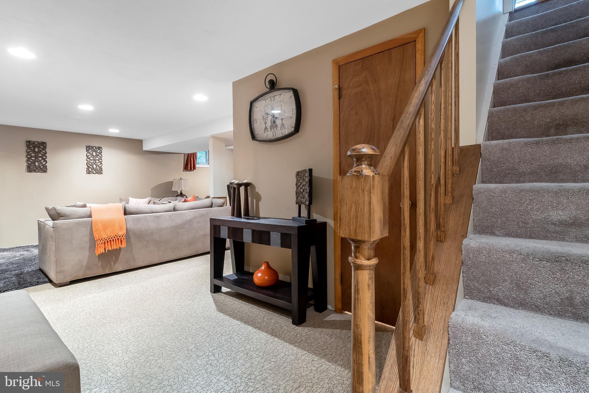 KINGS CONTRIVANCE - Residential