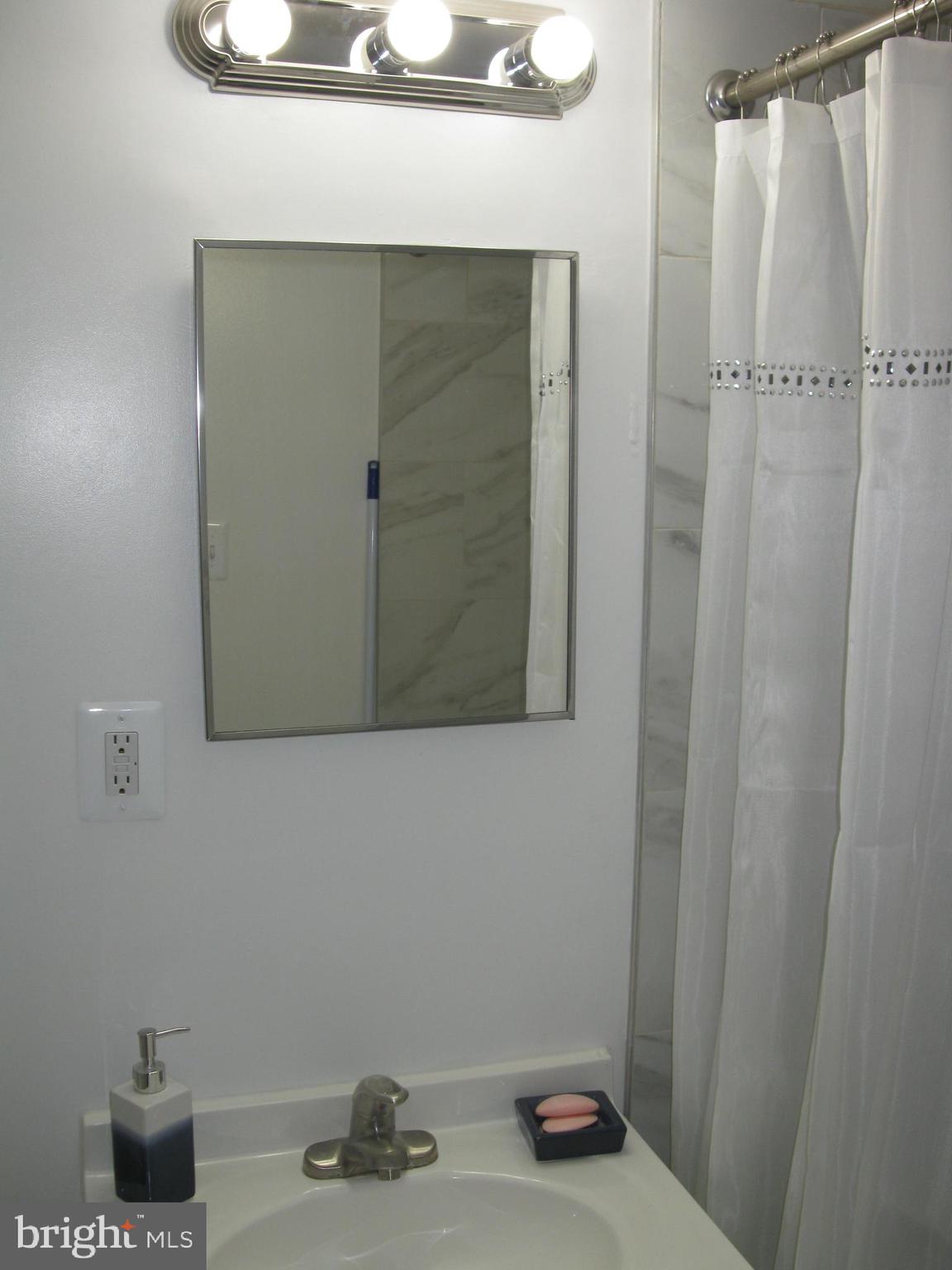 FOREST SPRING CO - Residential Lease