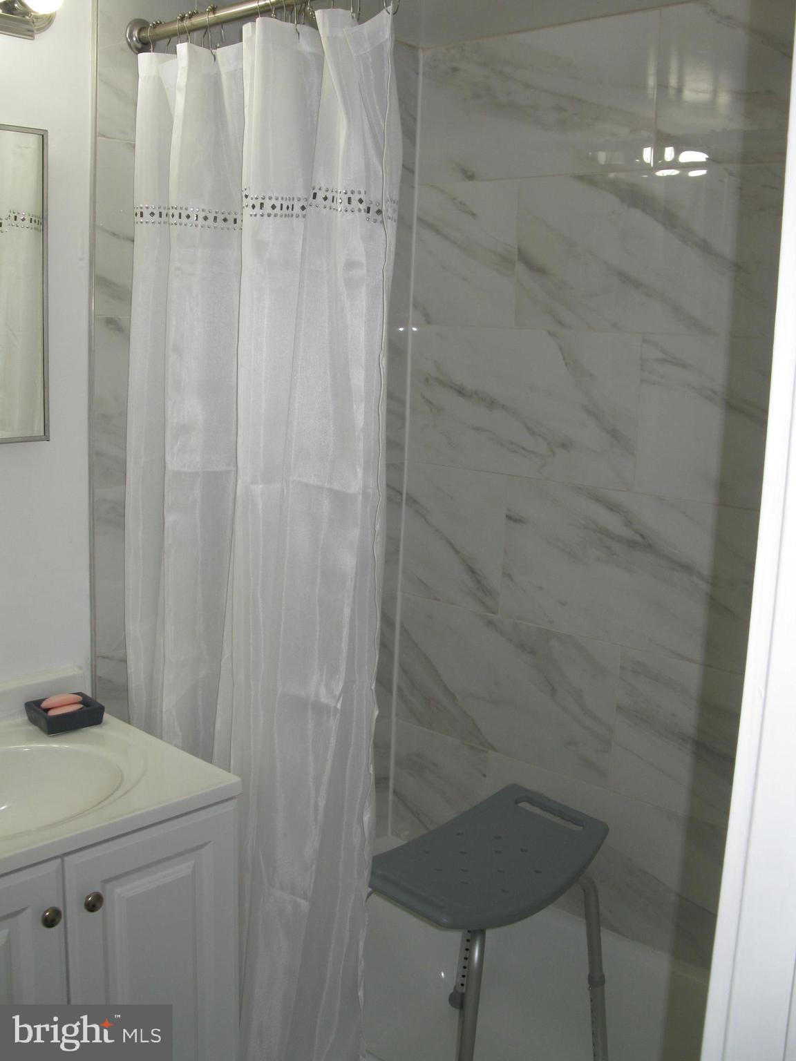 FOREST SPRING CO - Residential Lease