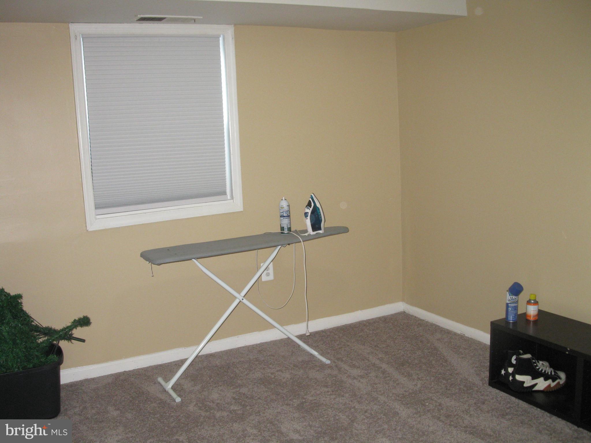 FOREST SPRING CO - Residential Lease