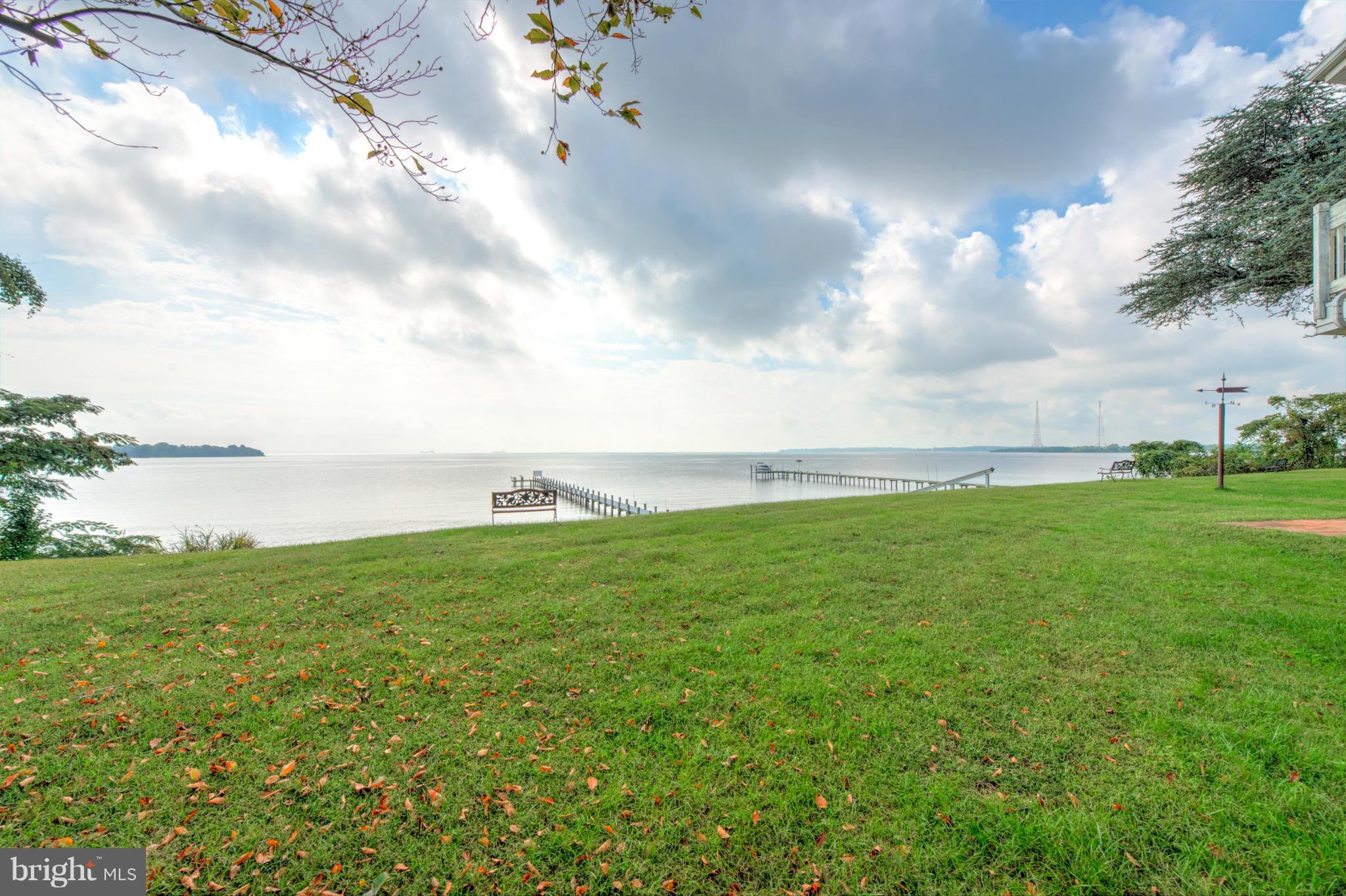 PLEASANT PLAINS - Residential