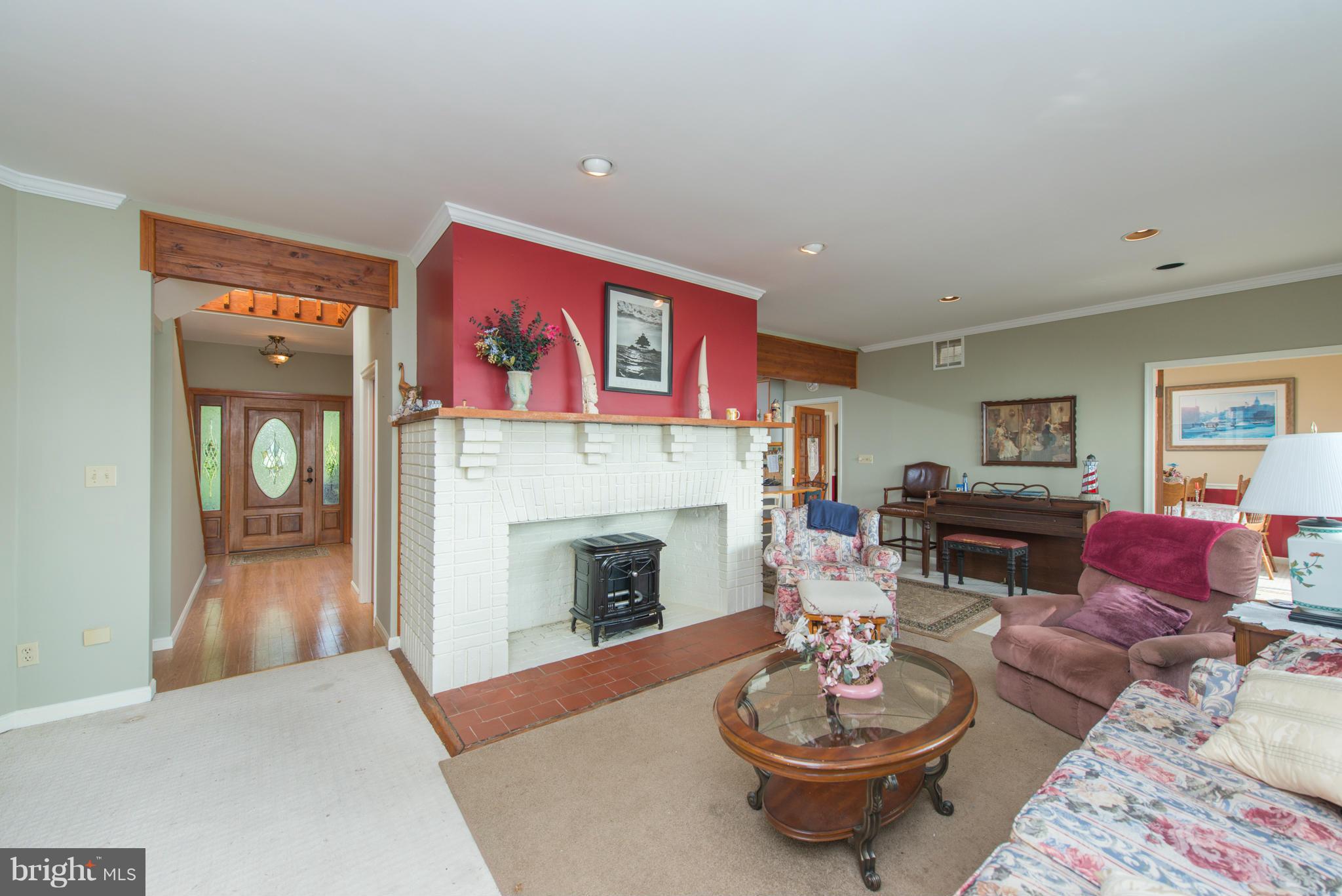 PLEASANT PLAINS - Residential