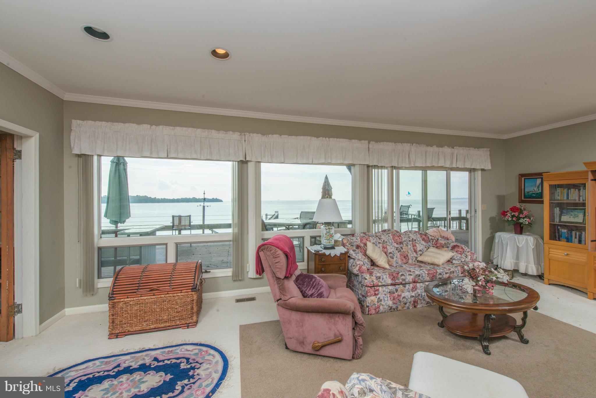 PLEASANT PLAINS - Residential