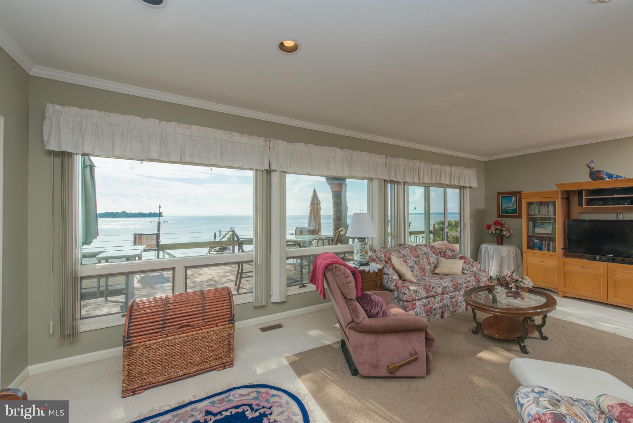 PLEASANT PLAINS - Residential