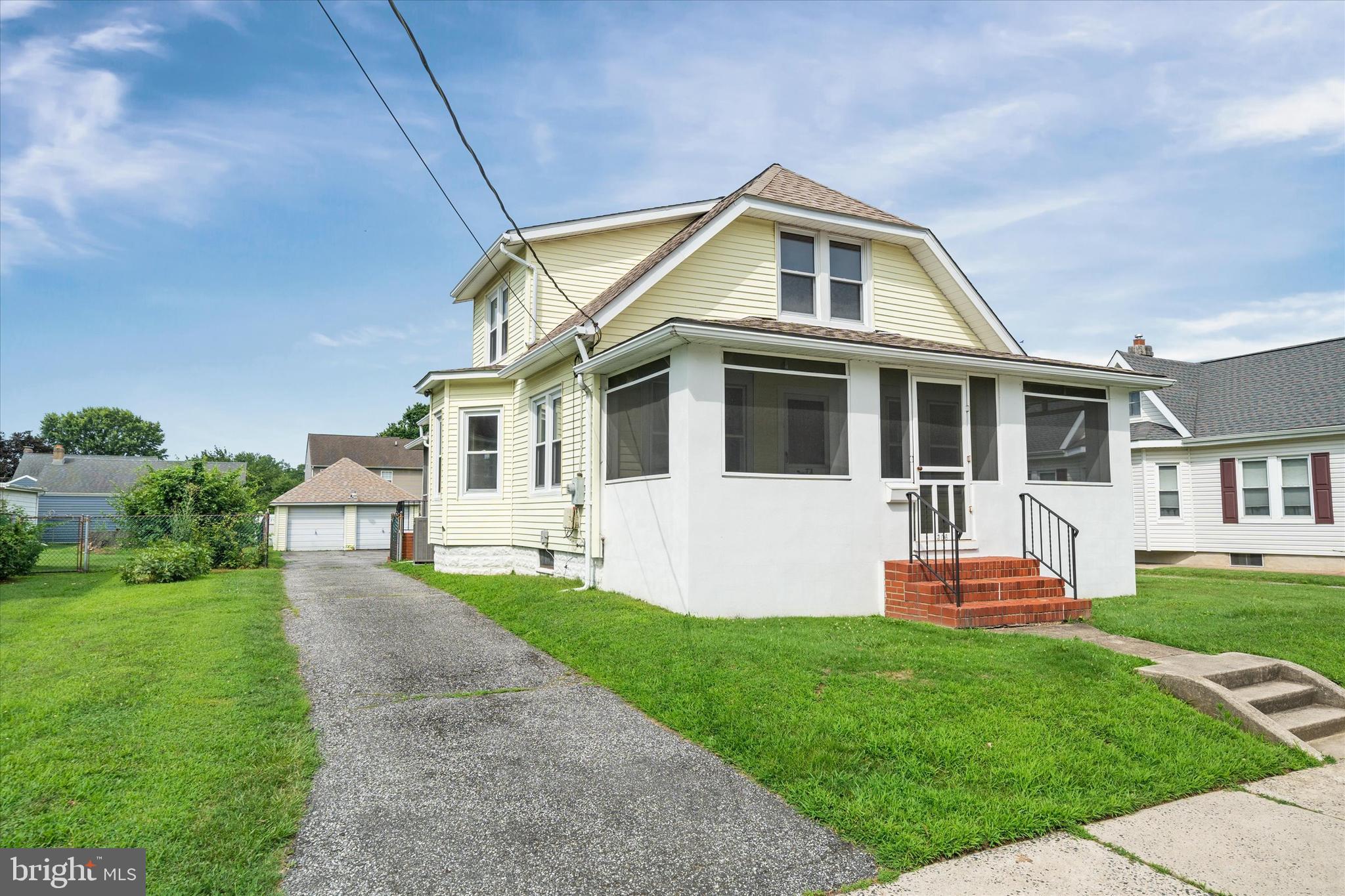 306 MOORE AVENUE