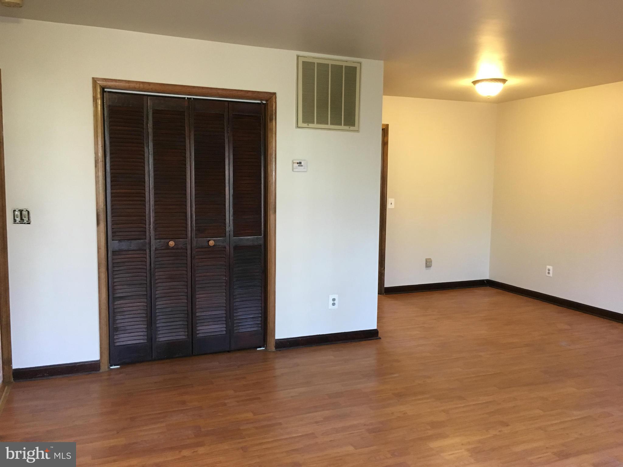 LAKE OF THE WOODS - Residential Lease