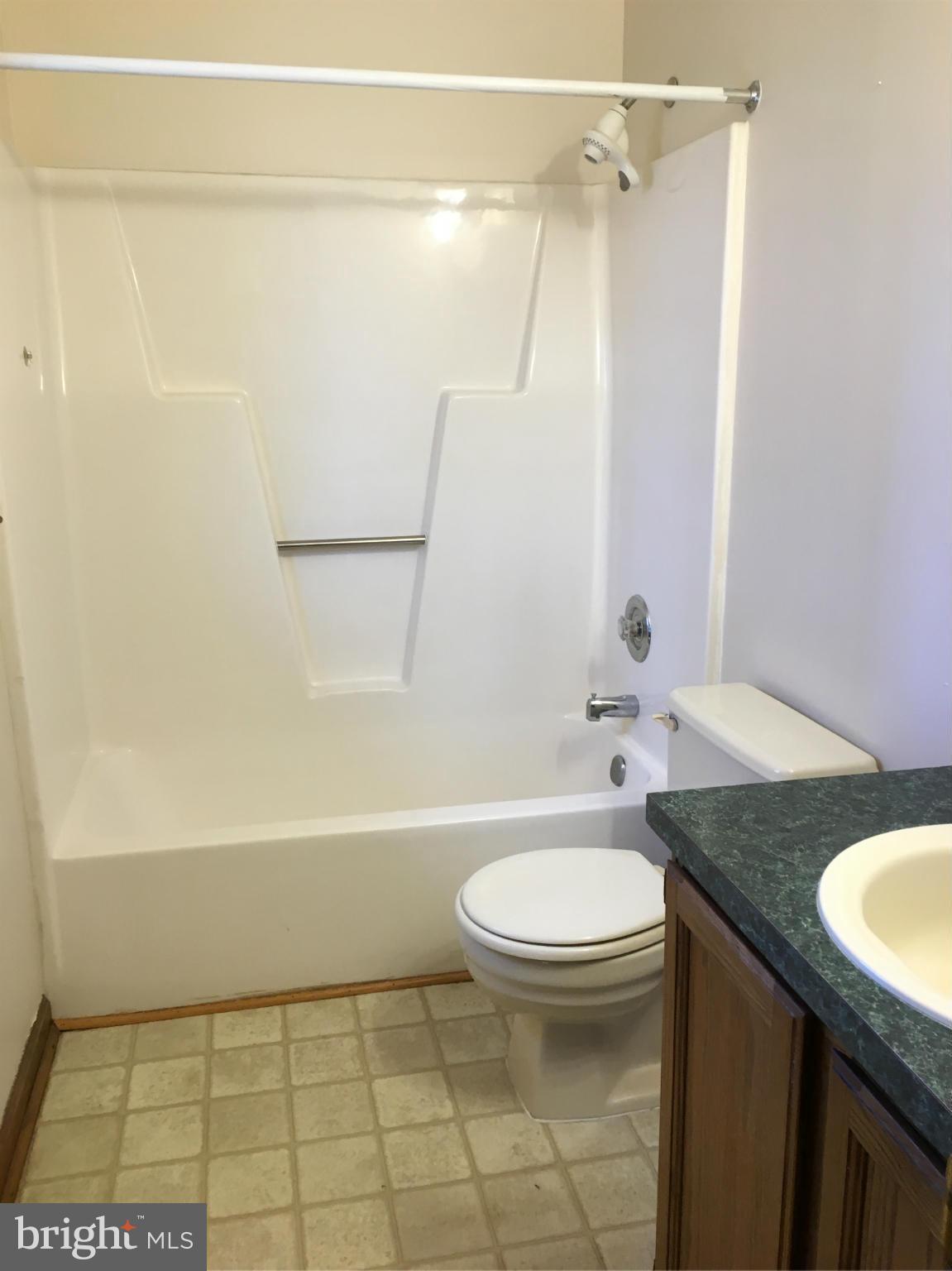 LAKE OF THE WOODS - Residential Lease