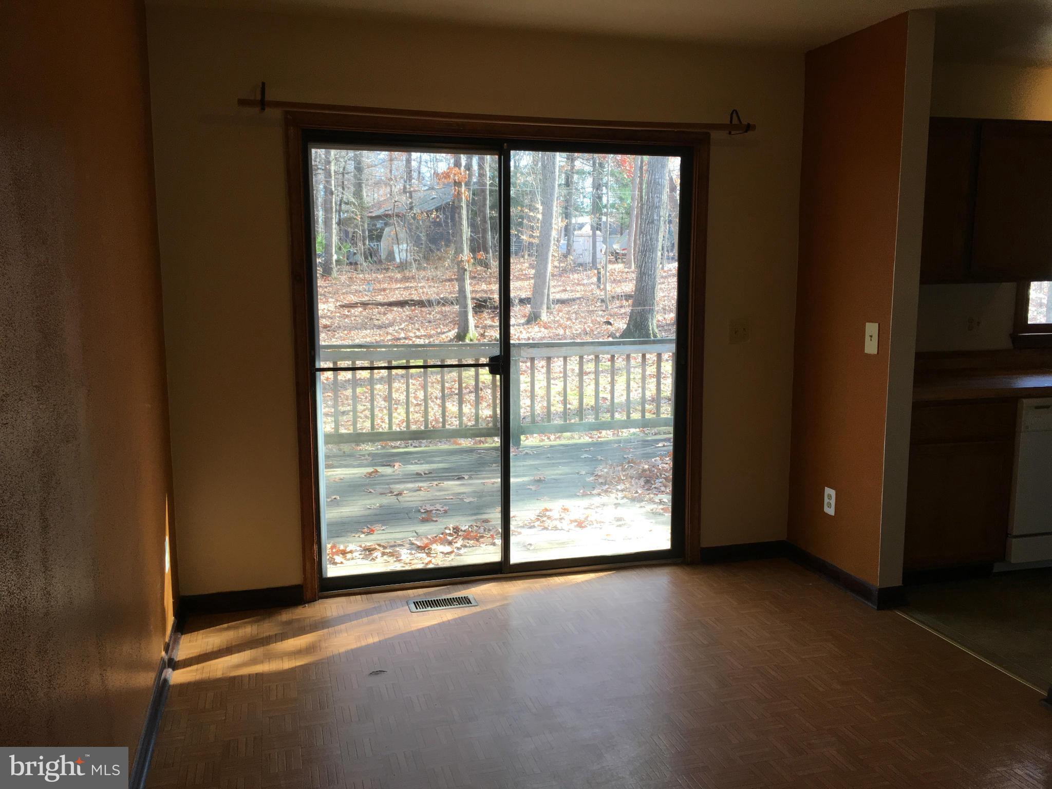 LAKE OF THE WOODS - Residential Lease