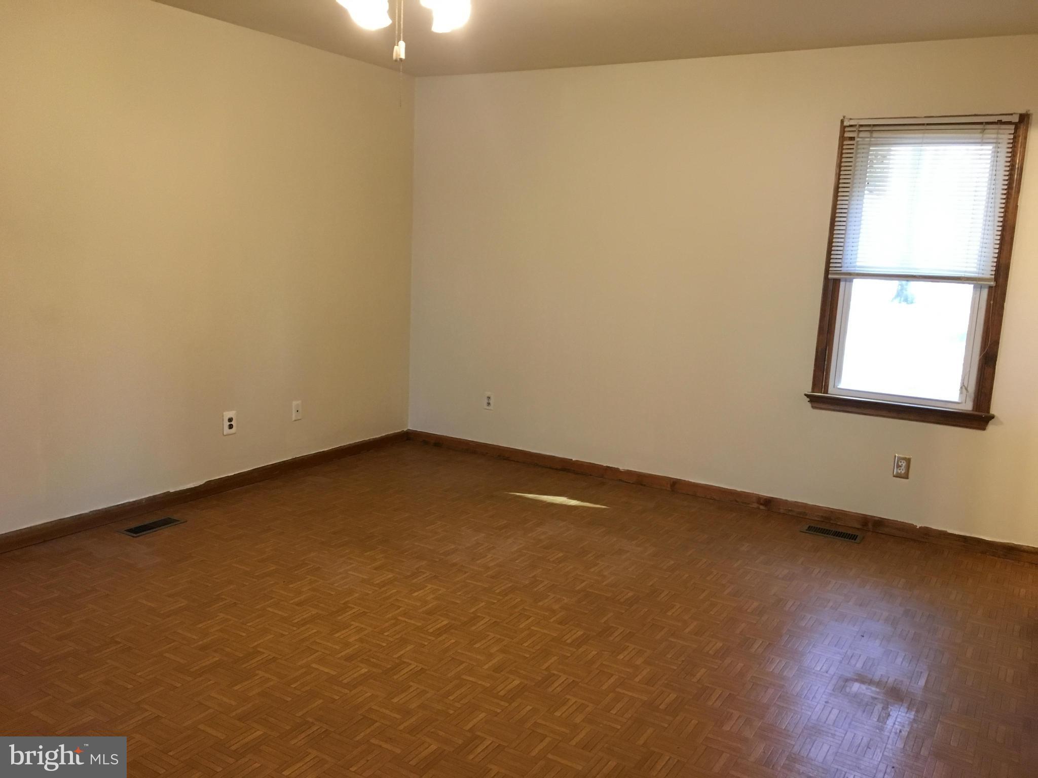 LAKE OF THE WOODS - Residential Lease