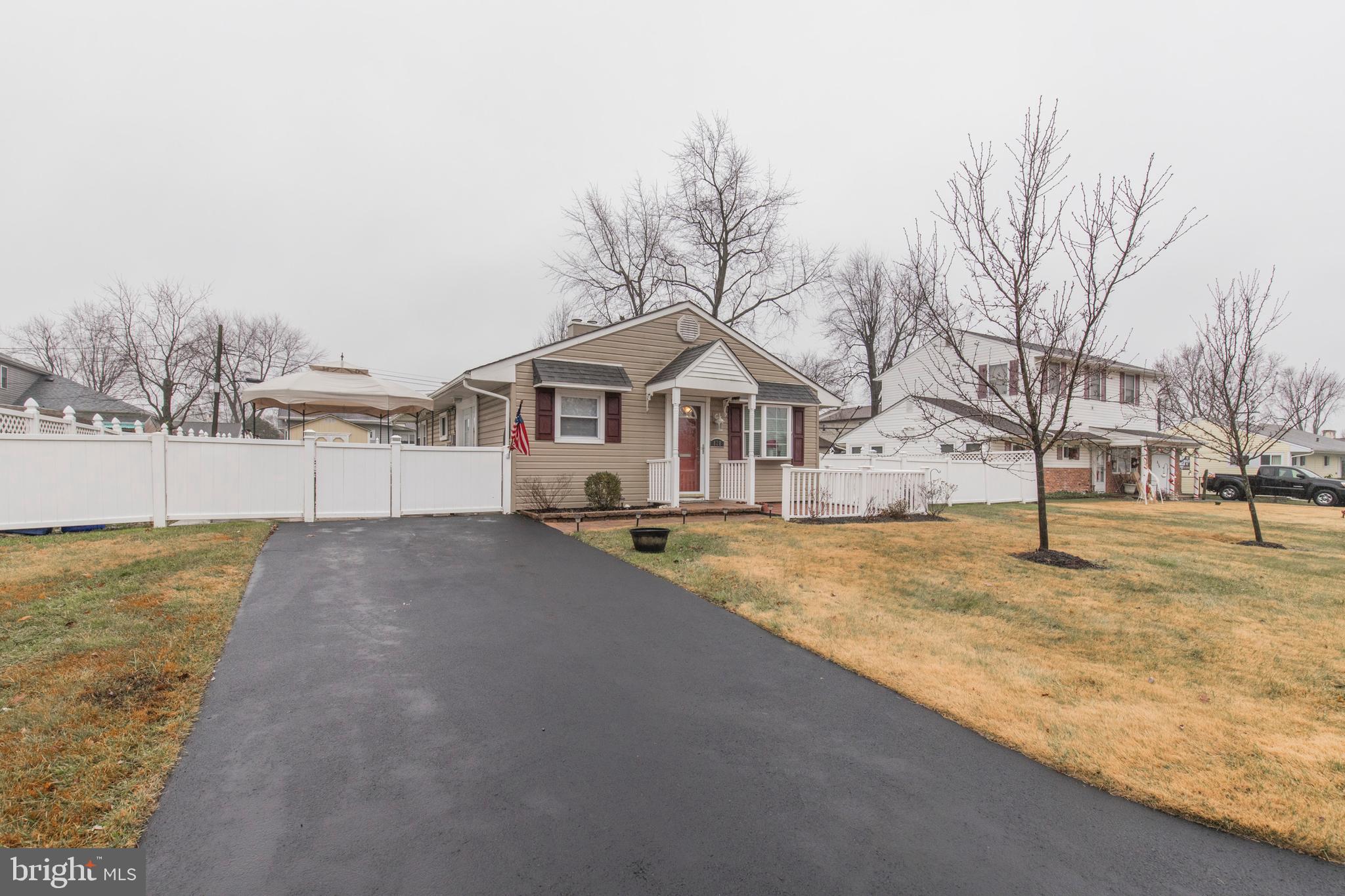FAIRLESS HILLS - Residential