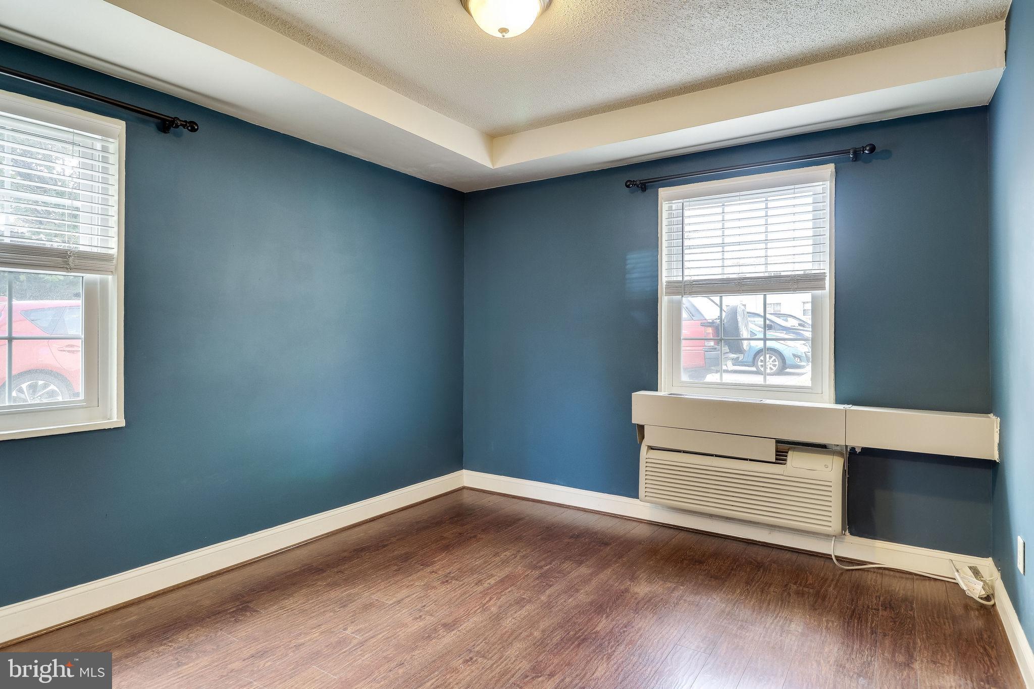 FARRINGTON PLACE - Residential Lease