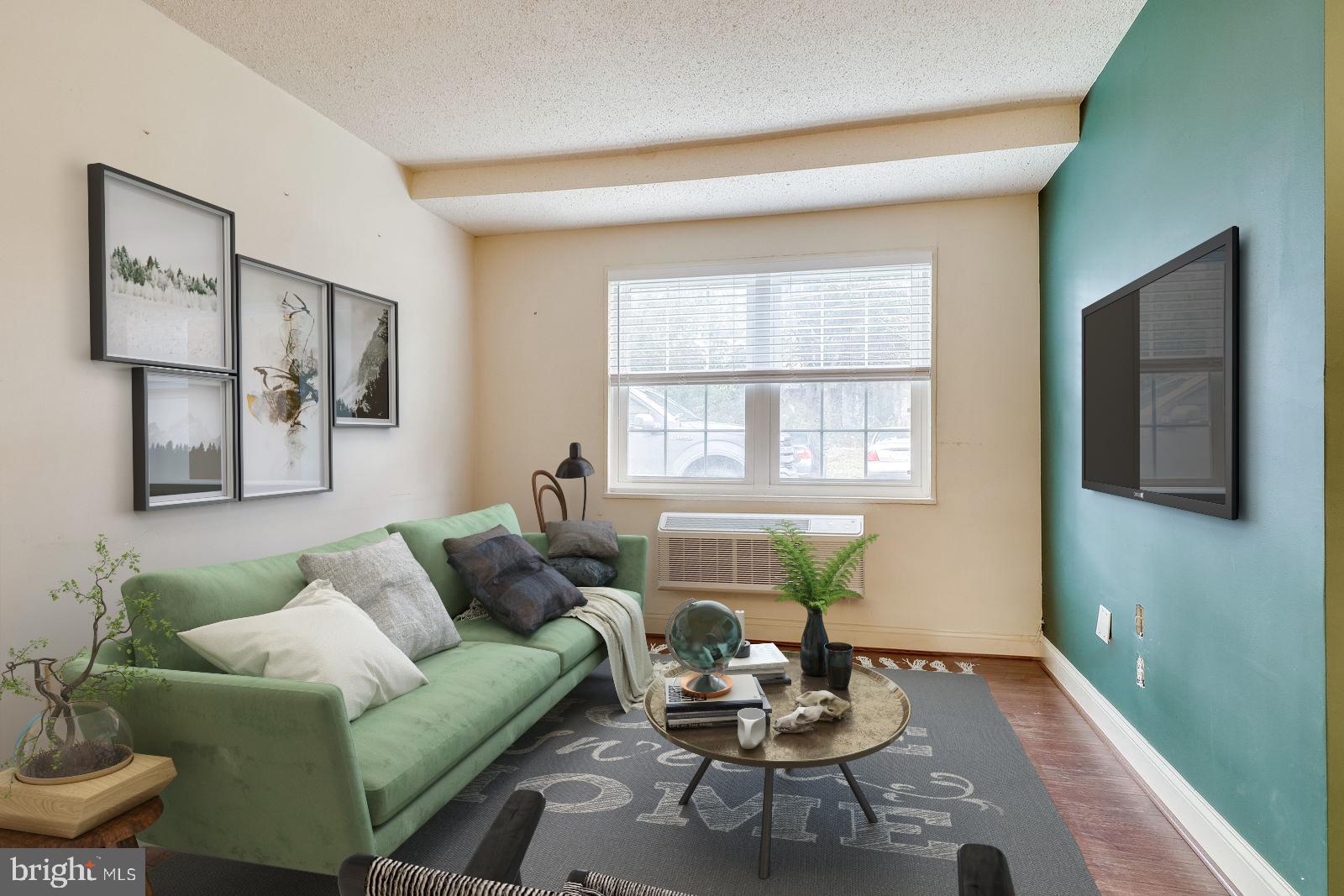 FARRINGTON PLACE - Residential Lease