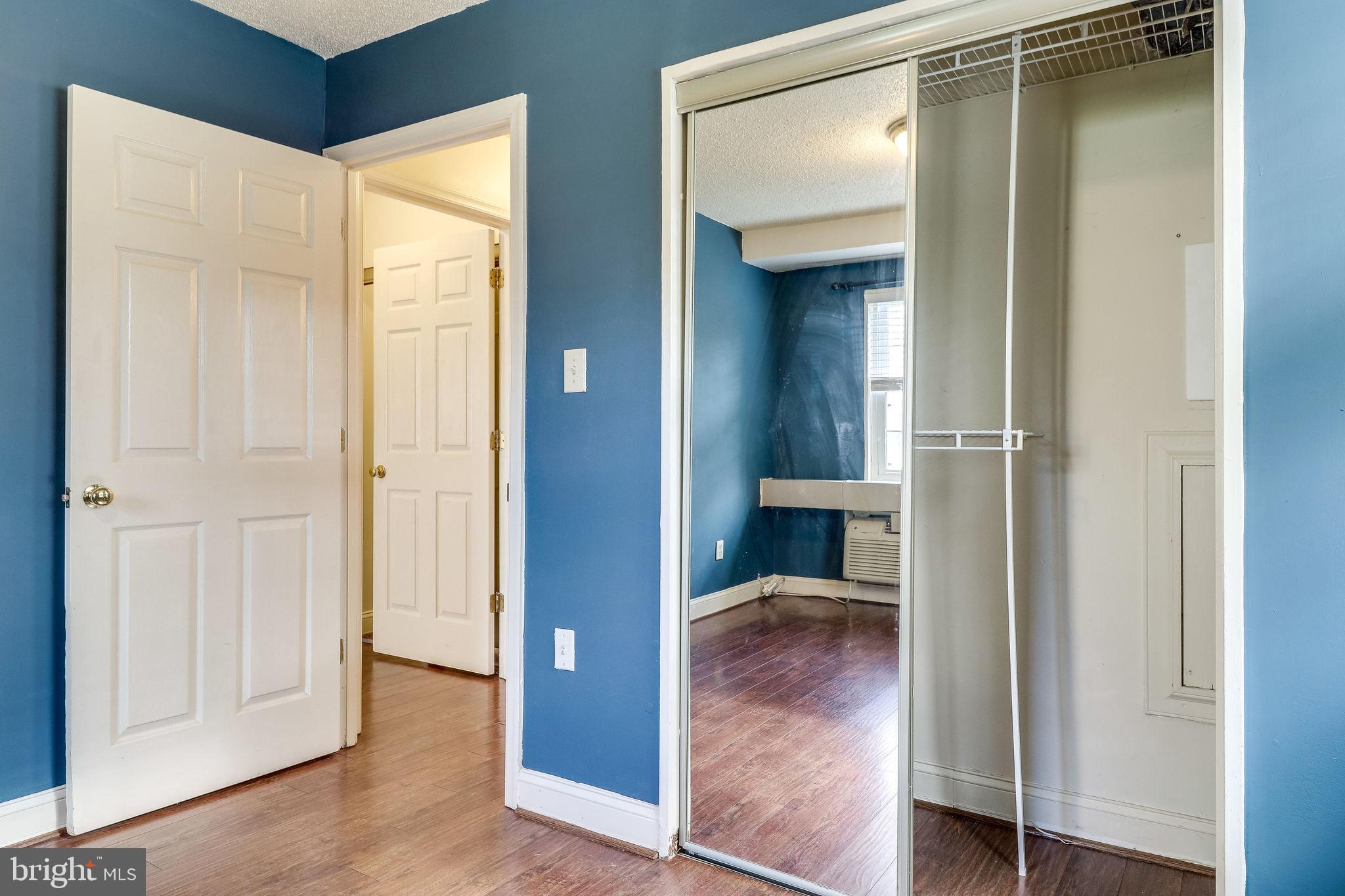 FARRINGTON PLACE - Residential Lease