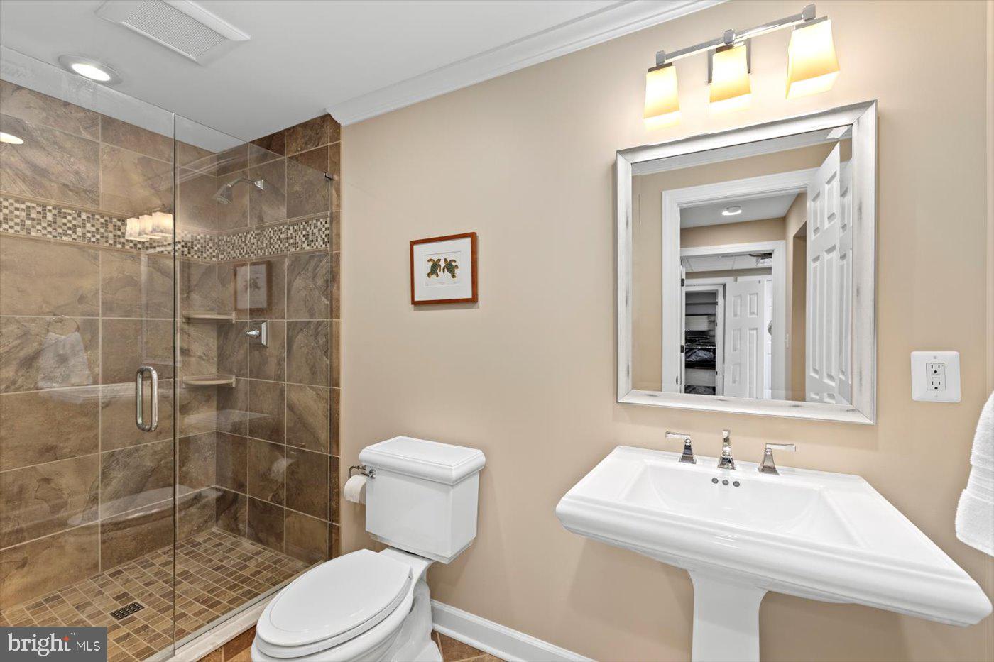 SEVEN SPRINGS FARM - Residential