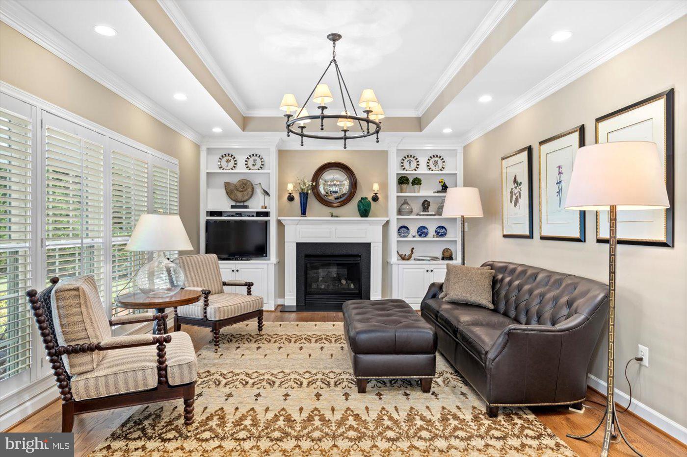 SEVEN SPRINGS FARM - Residential