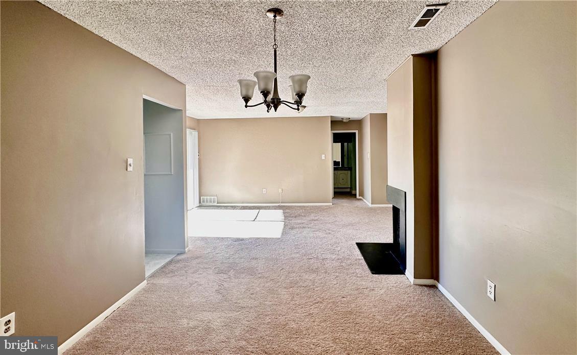 MEADOWYCK - Residential