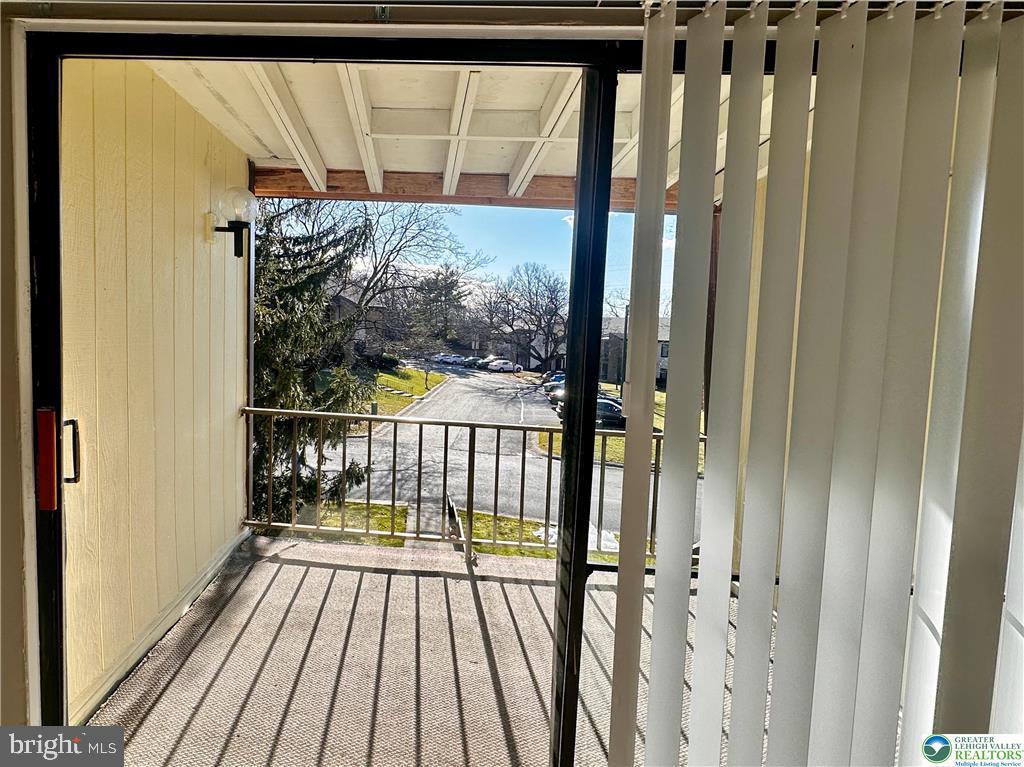 MEADOWYCK - Residential