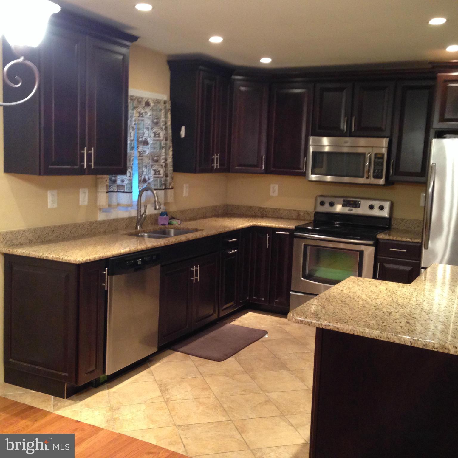 DALE CITY - Residential Lease