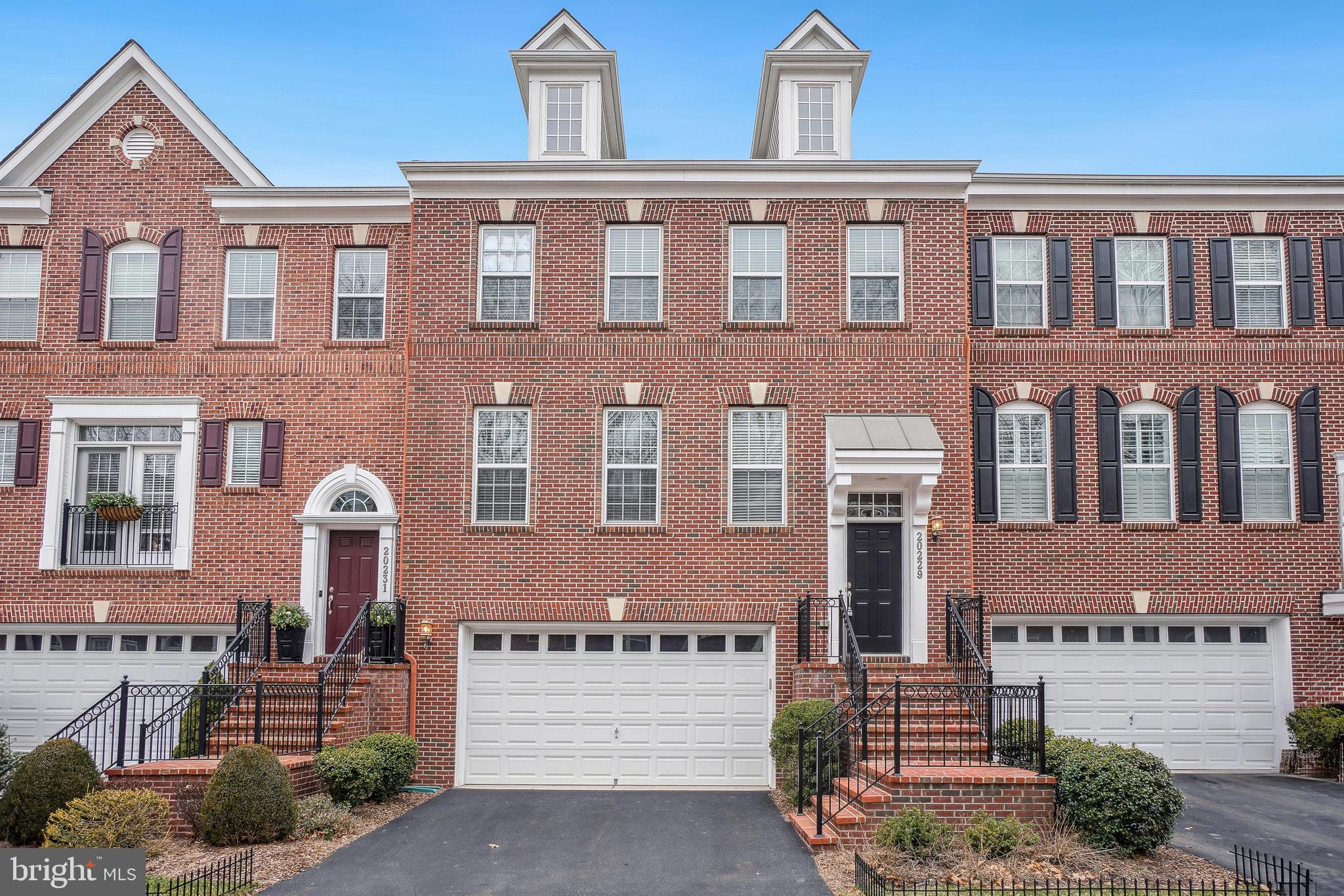 OVERLOOK - Residential