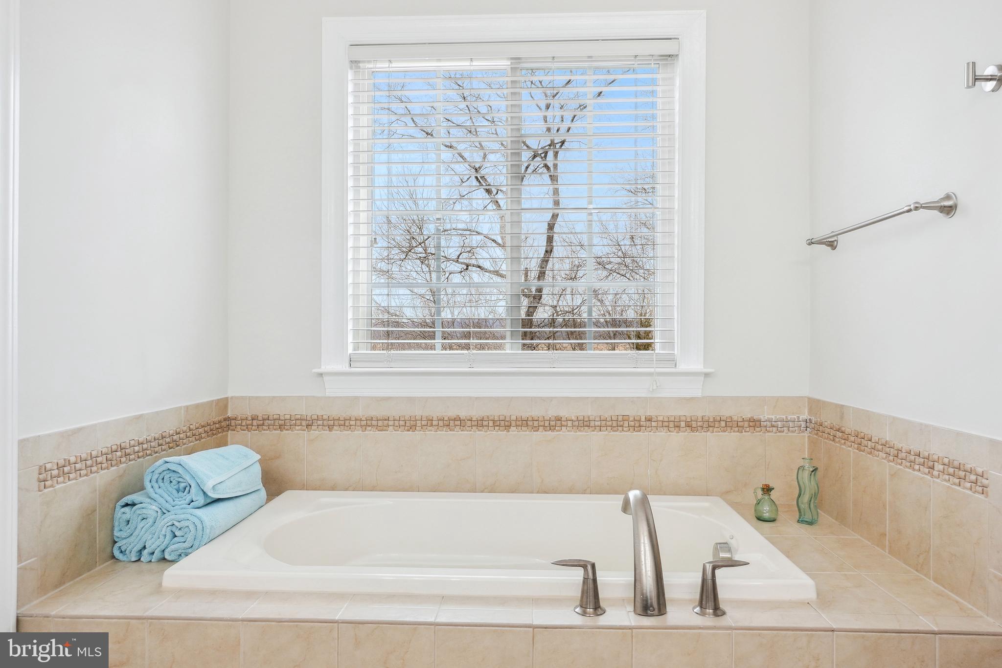 OVERLOOK - Residential