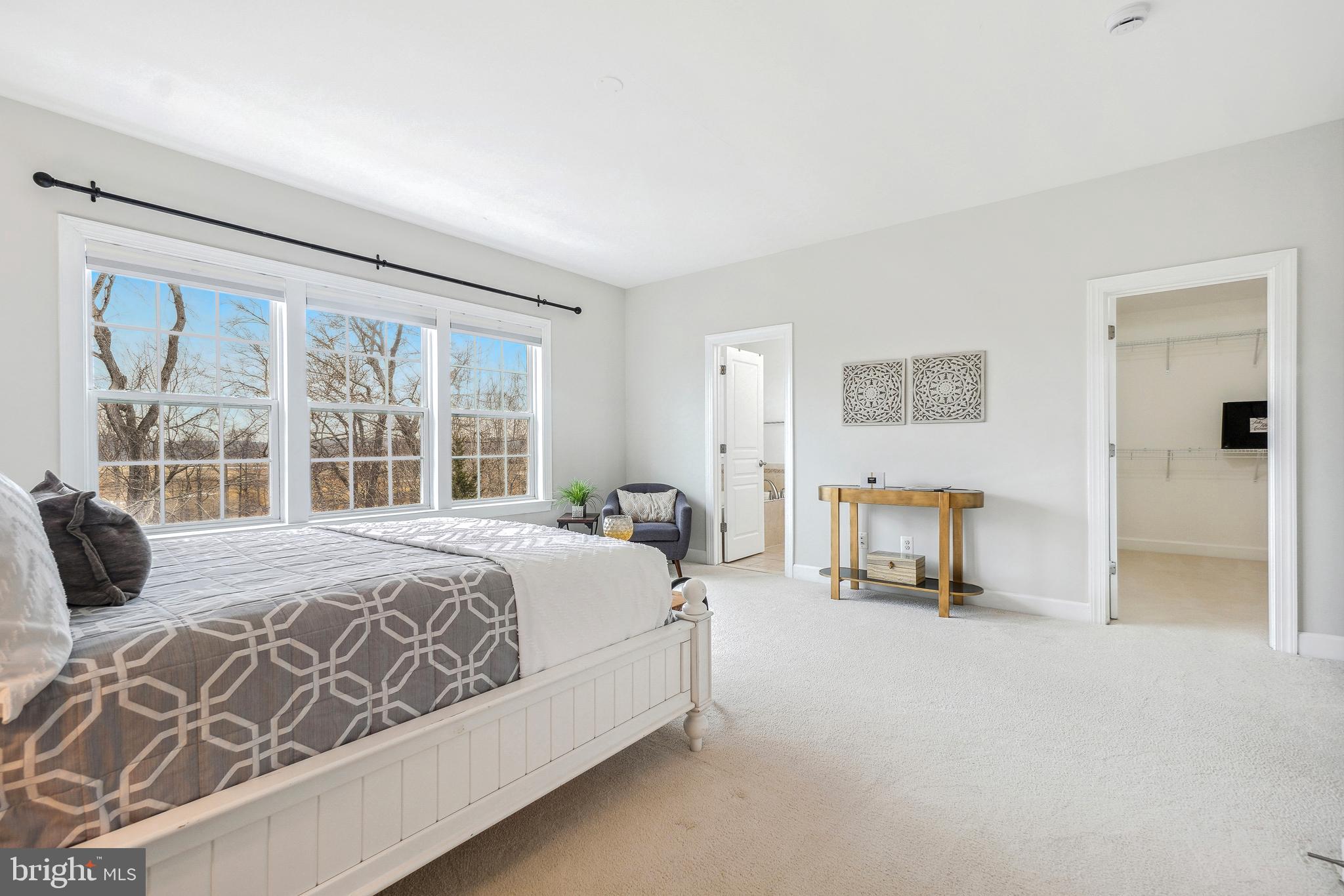 OVERLOOK - Residential