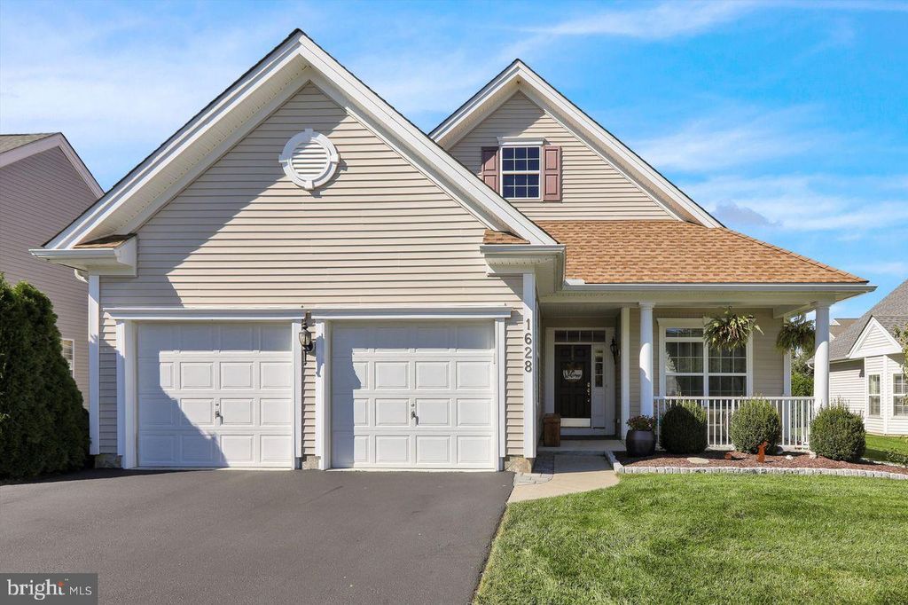 Photo of 1628 Parvin Road, Lancaster, PA 17601 (MLS # PALA2057964)