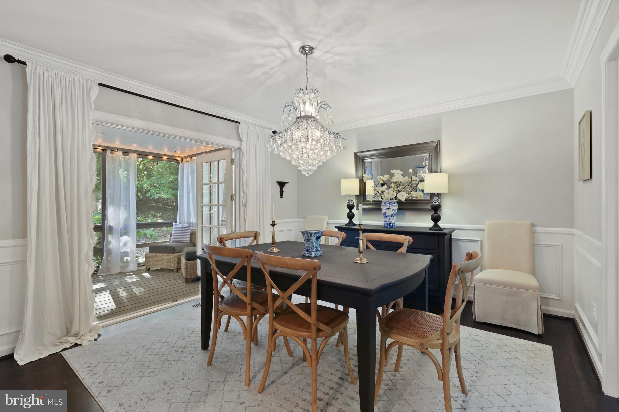 THE DOWNS - Residential