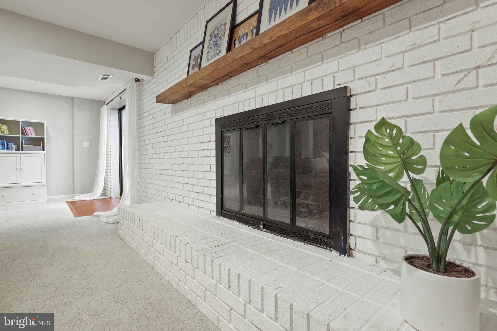 THE DOWNS - Residential