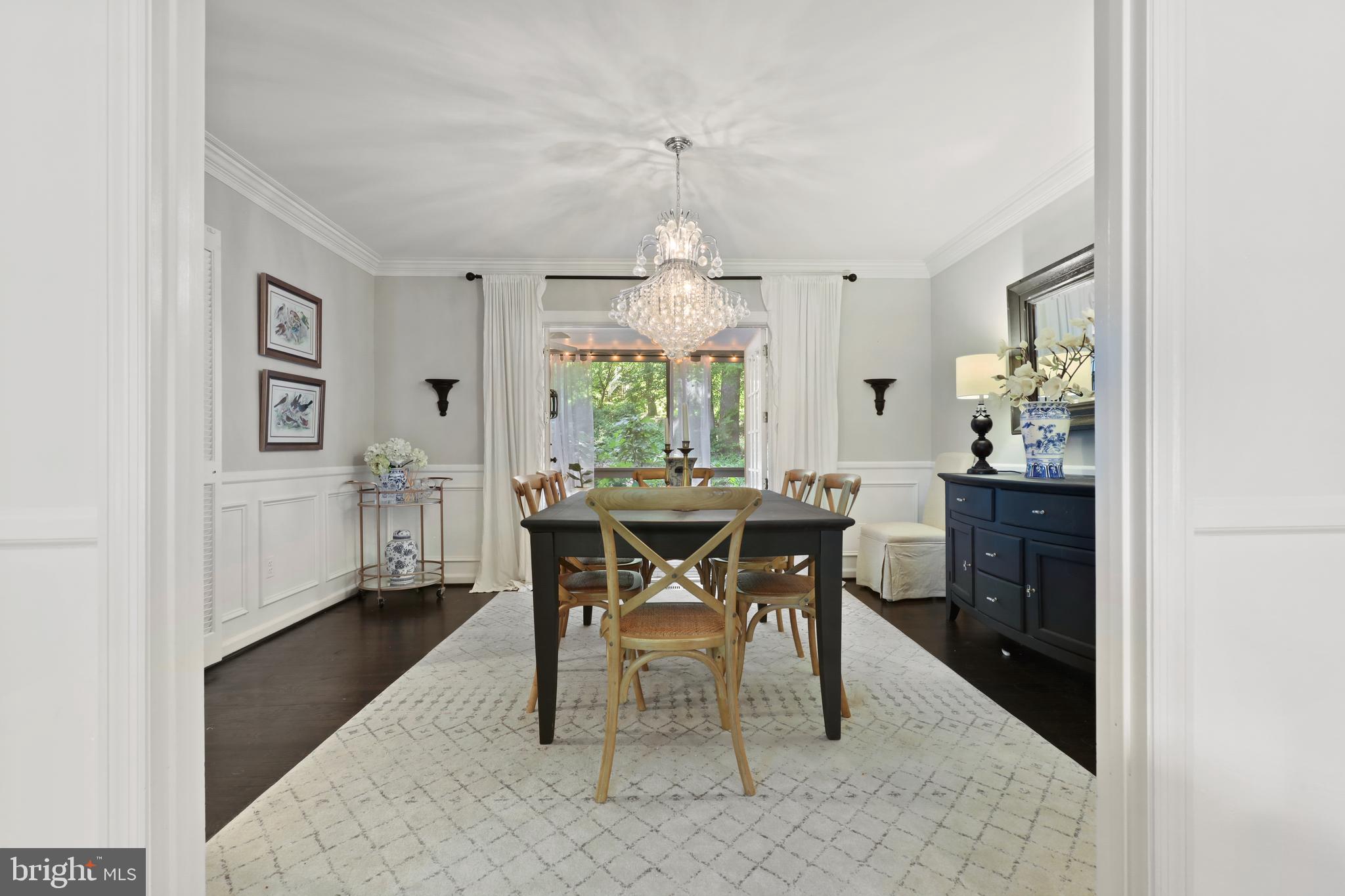 THE DOWNS - Residential