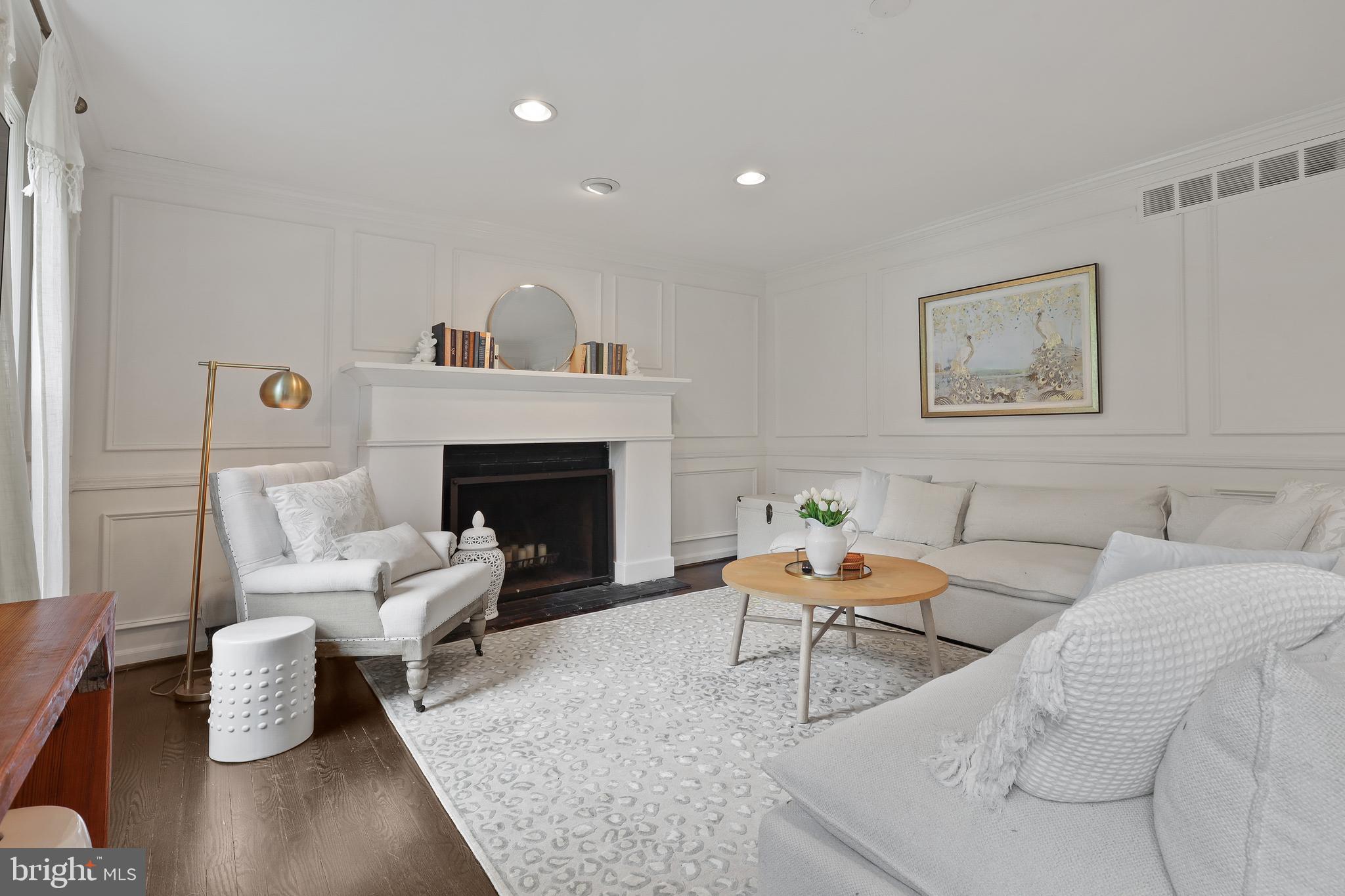 THE DOWNS - Residential