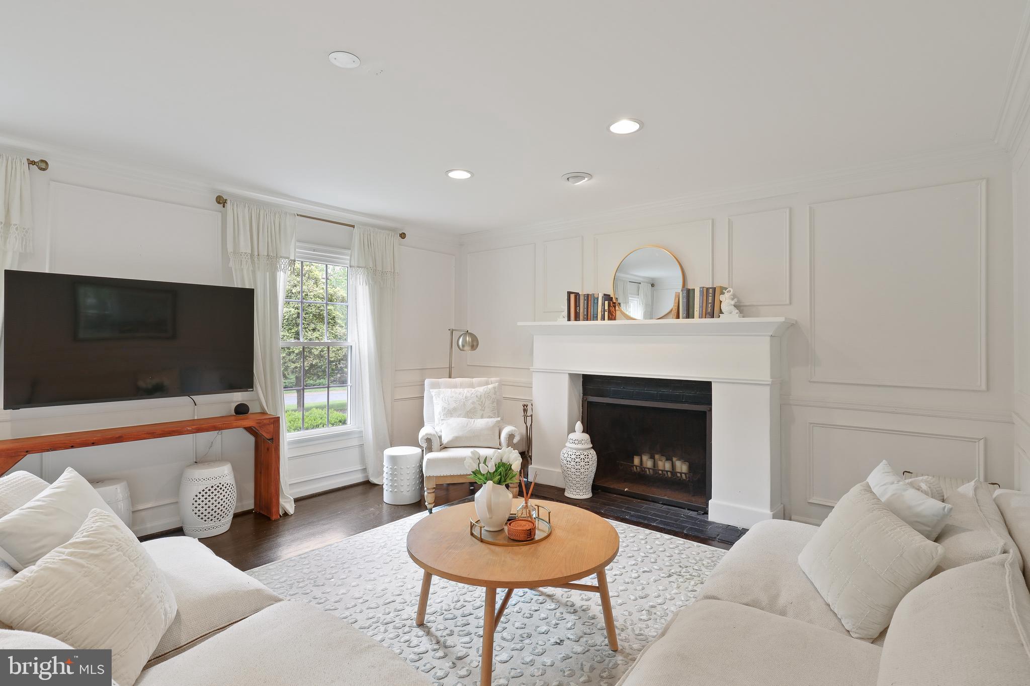 THE DOWNS - Residential