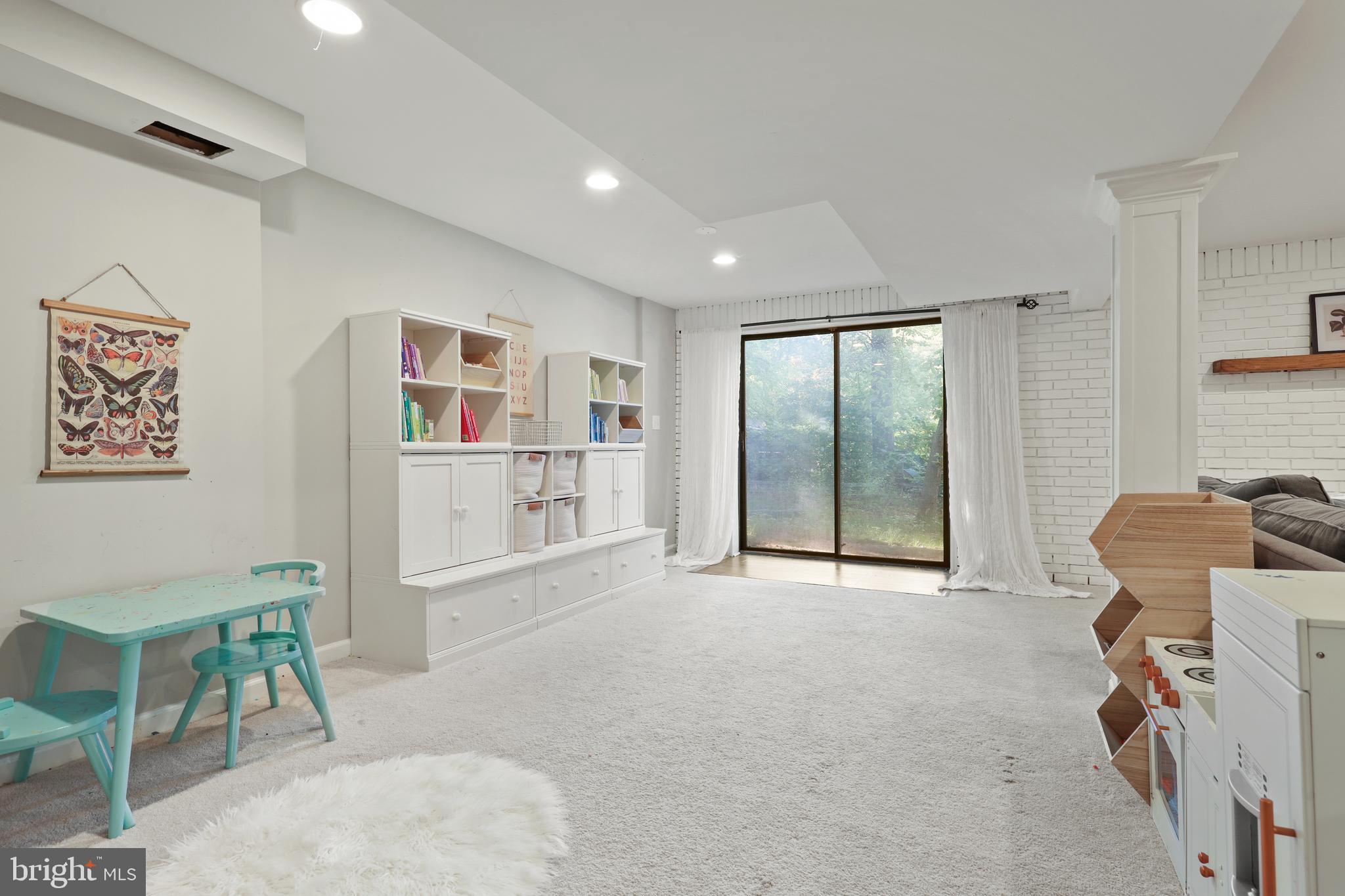 THE DOWNS - Residential