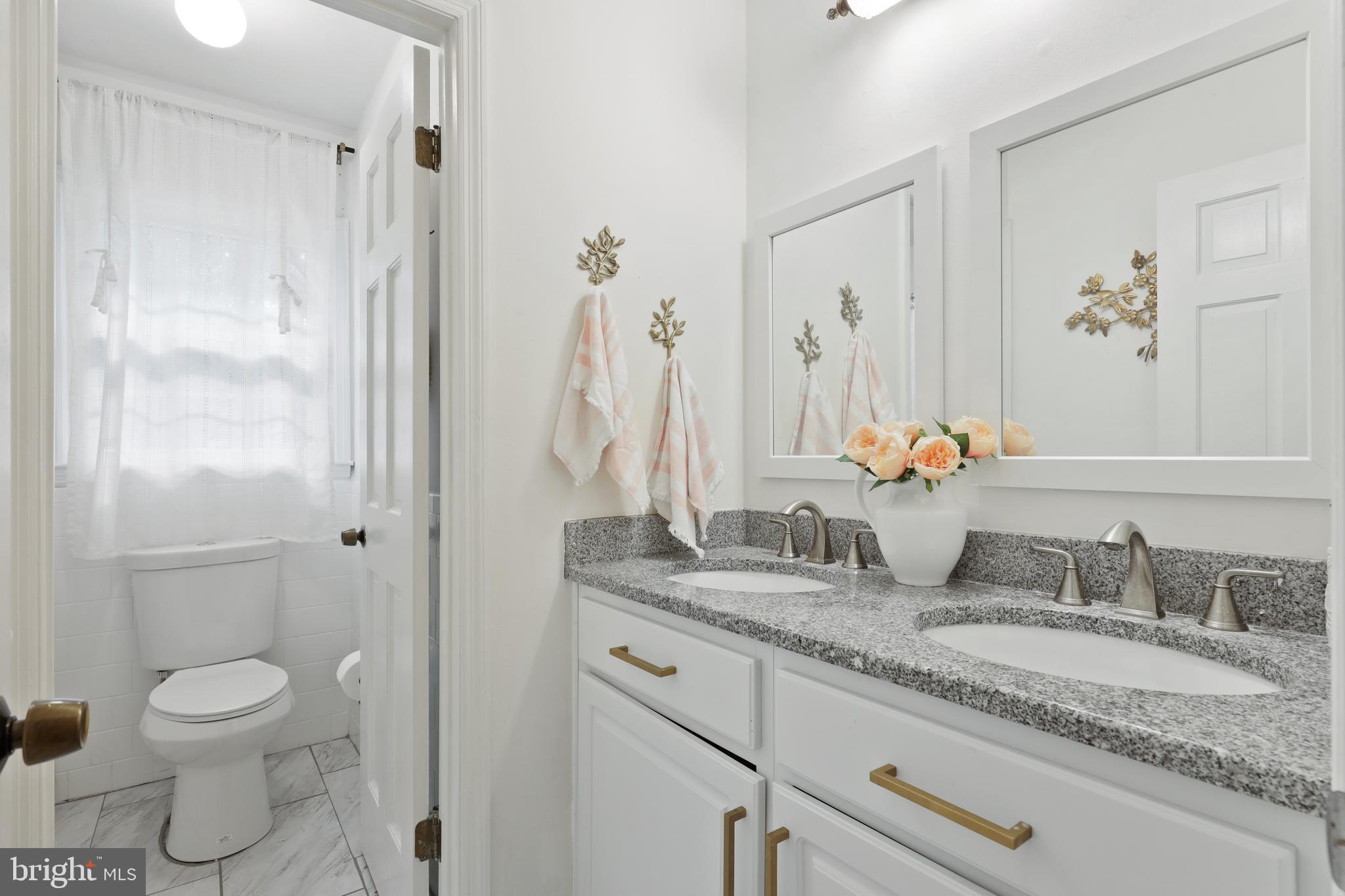 THE DOWNS - Residential