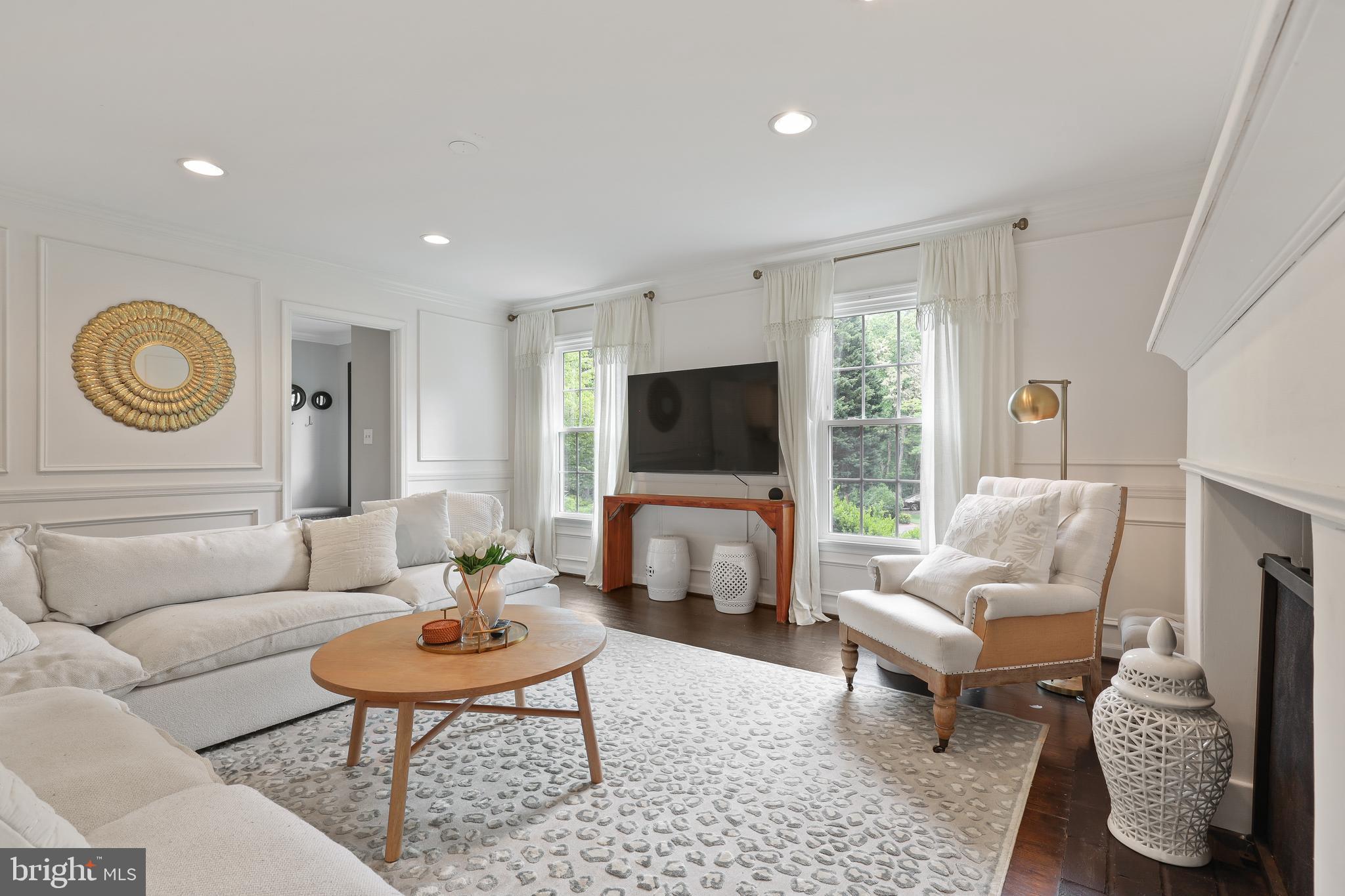 THE DOWNS - Residential