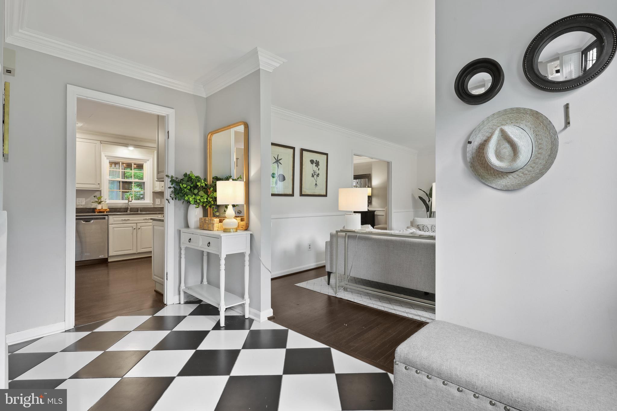 THE DOWNS - Residential