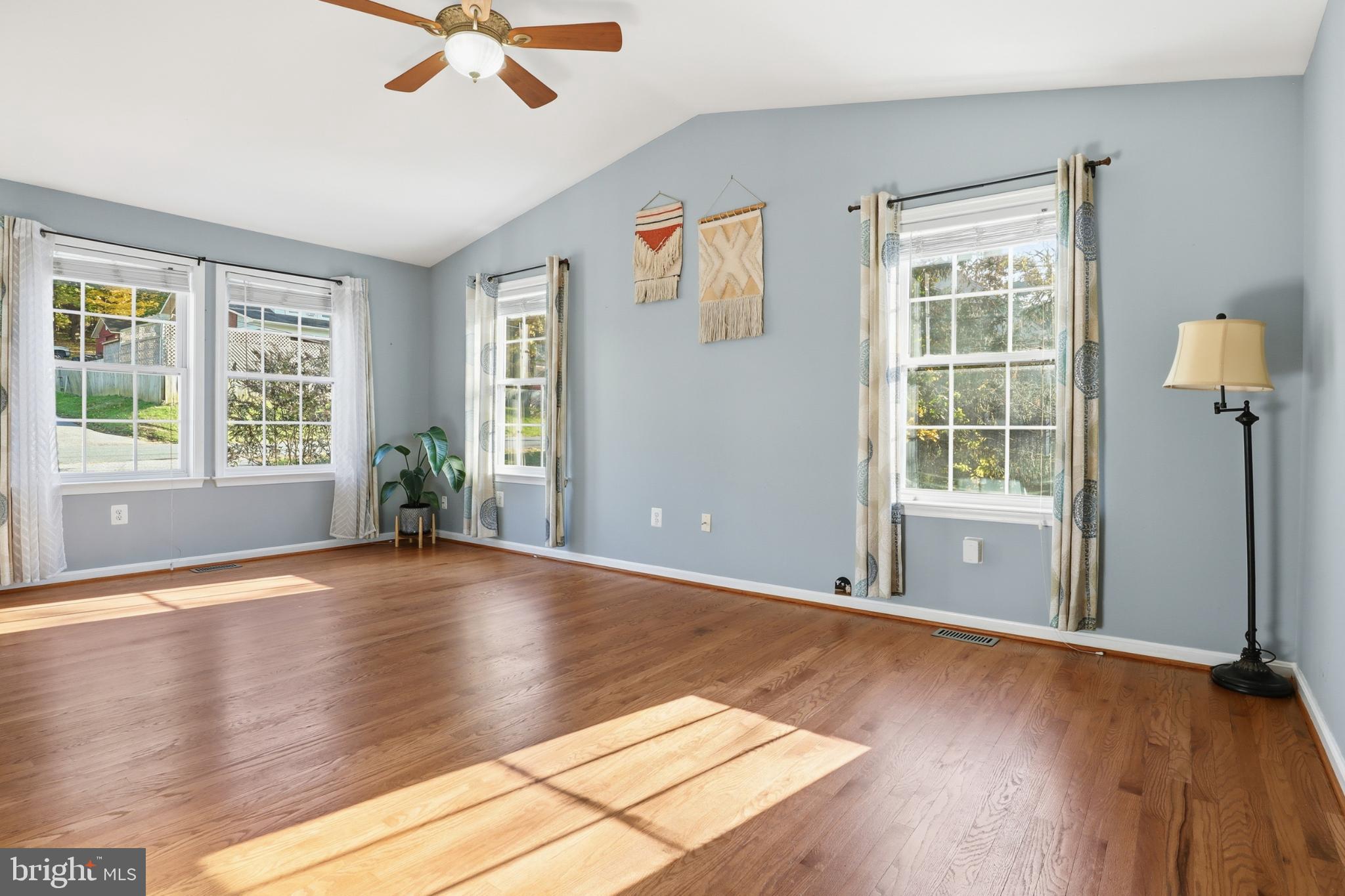 CARDIFF - Residential