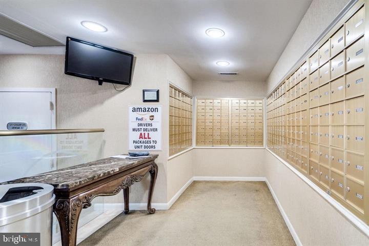 ROTONDA - Residential Lease