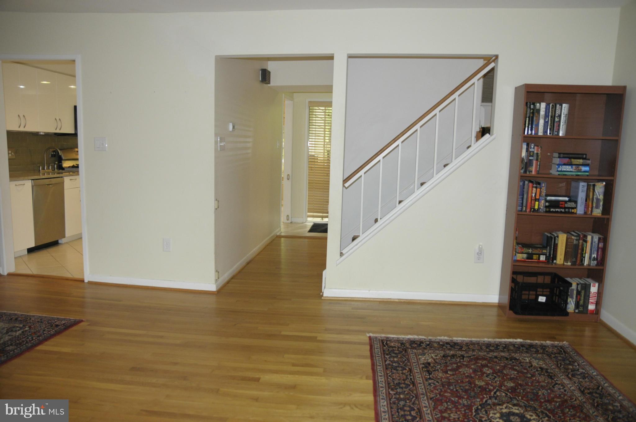 RESTON - Residential