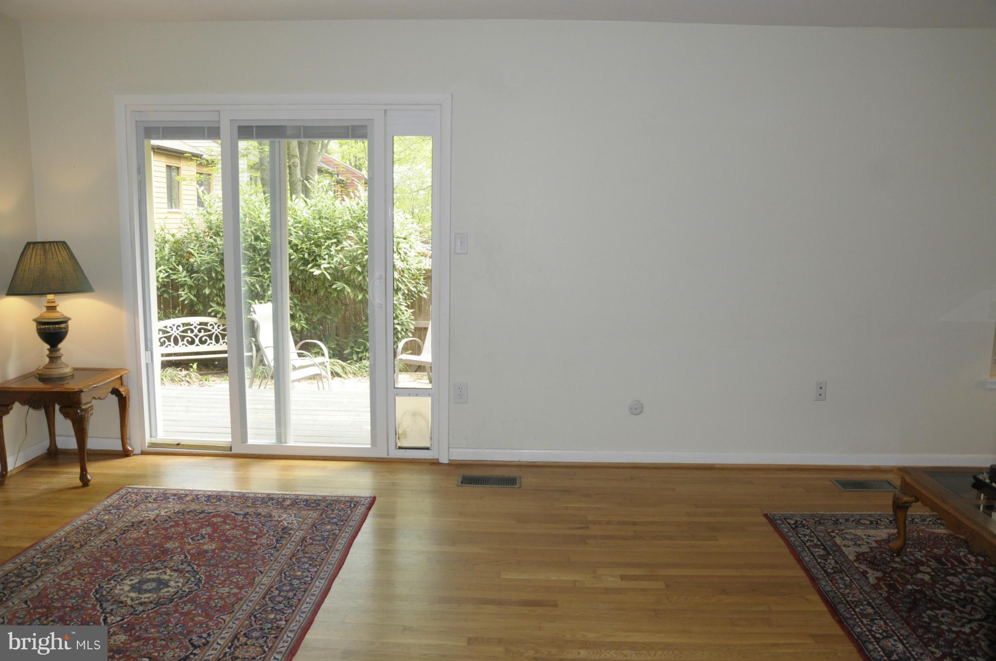 RESTON - Residential