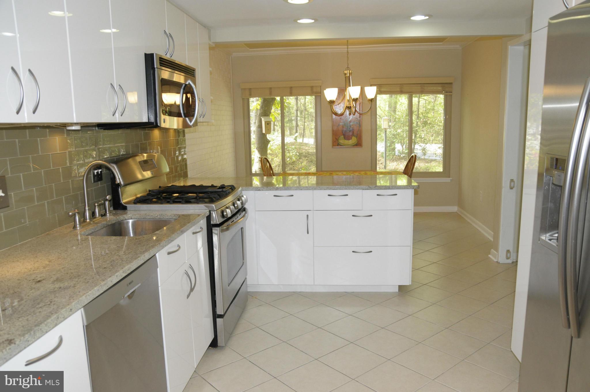 RESTON - Residential