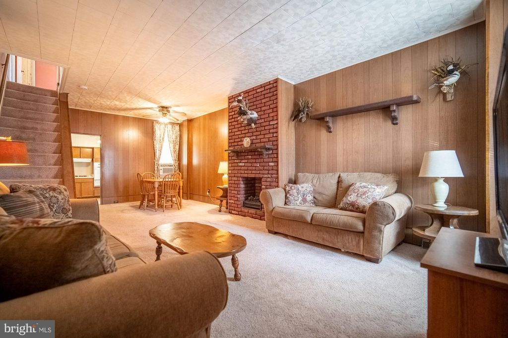 Photo of 634 FAIRVIEW AVE, COLUMBIA, PA 17512 (MLS # PALA2035386)