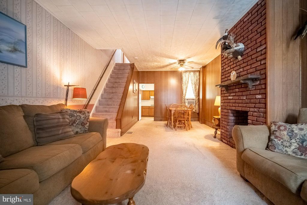 Photo of 634 FAIRVIEW AVE, COLUMBIA, PA 17512 (MLS # PALA2035386)