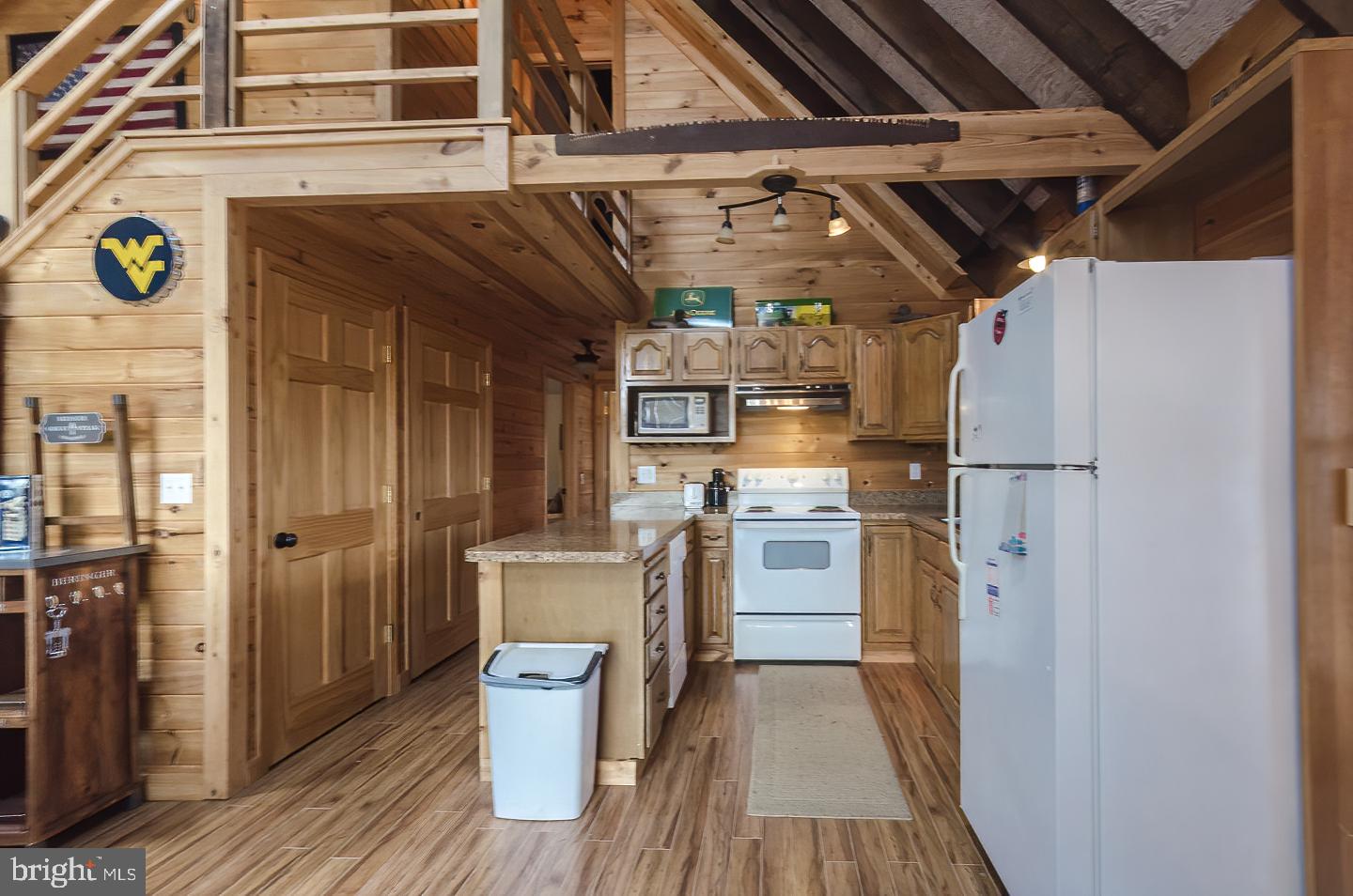 NONE AVAILABLE - Land